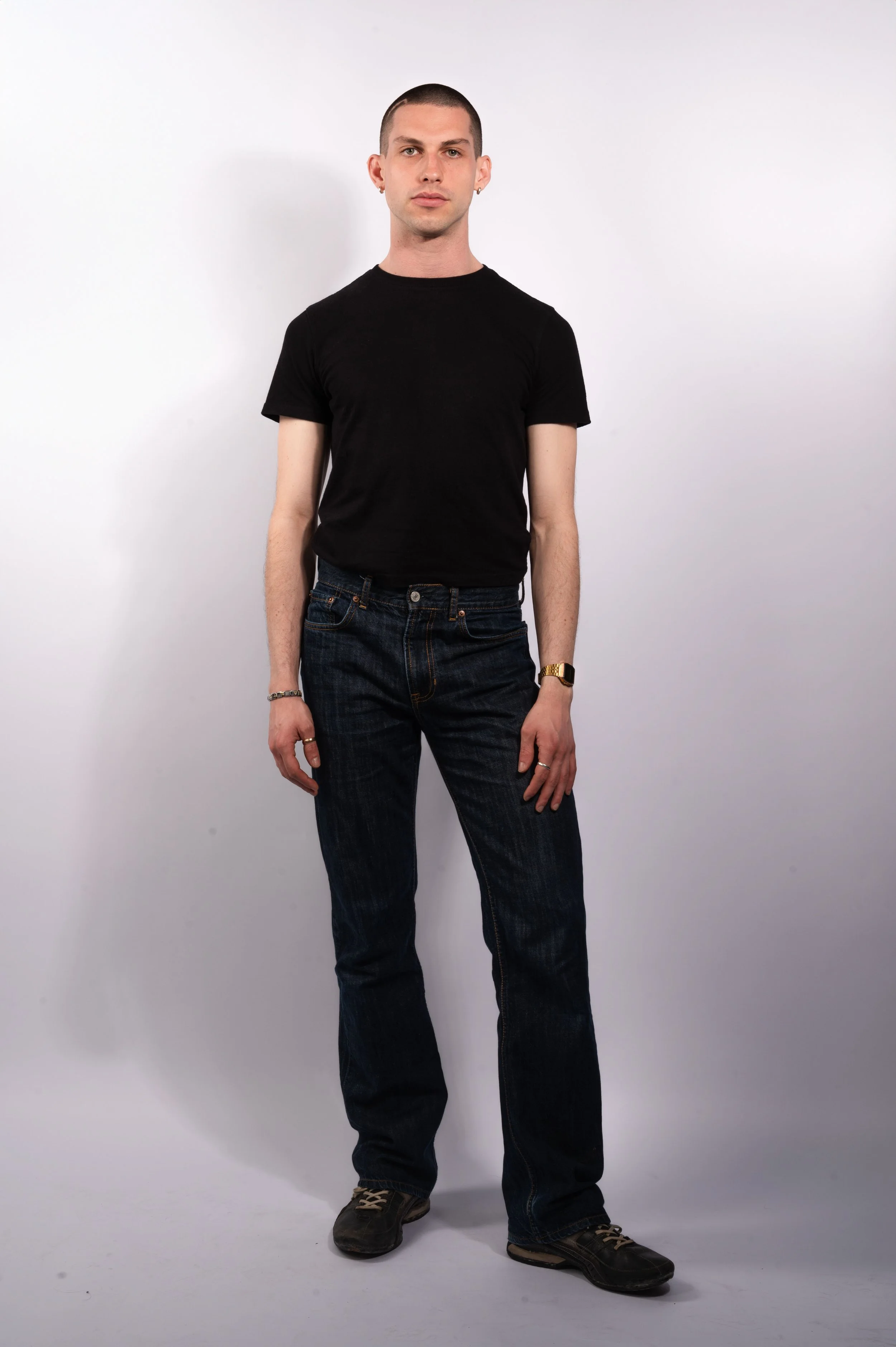 carl full length.jpg