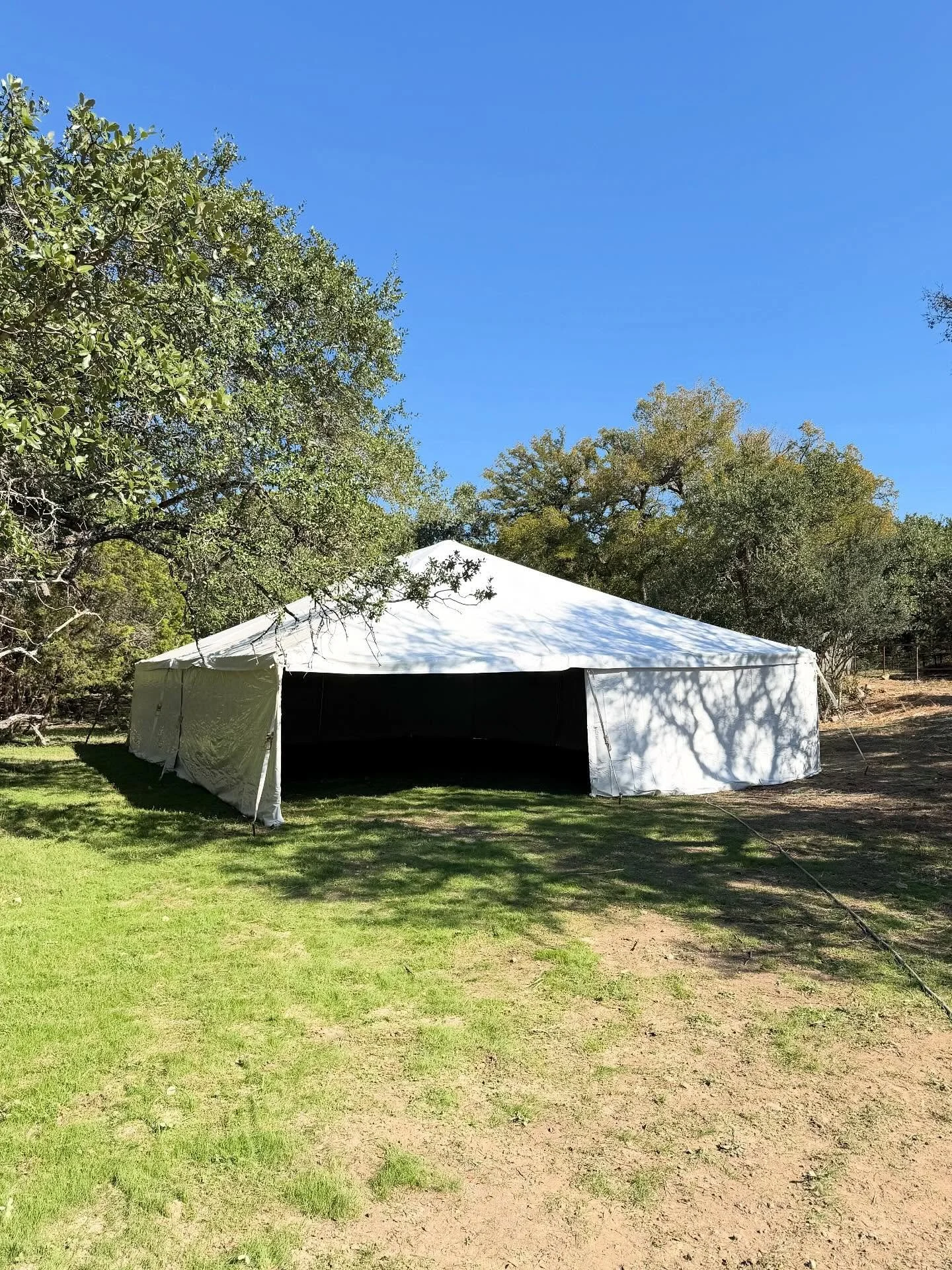 30ft x 40ft tent with sidewalls for a 40-Year Wedding Anniversary &amp; Vow Renewal in Canyon Lake 🤍👀

Need a tent, tables, or chairs for your next event? Contact us today for beautiful setups that impress!

Events@rentalshc.com
512-255-0646