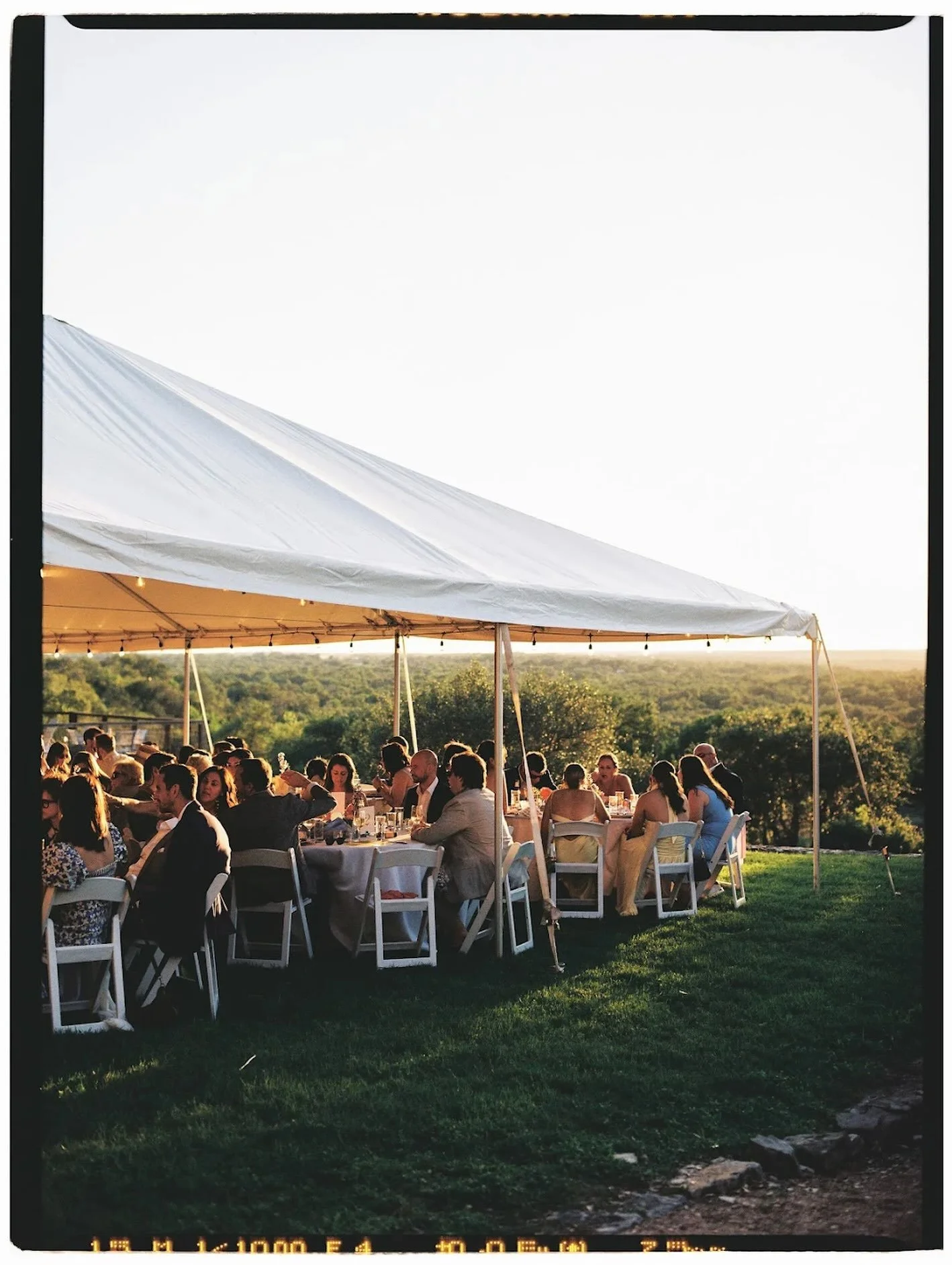 Hill Country Views, unreal sunsets, immaculate vibes.

An absolutely gorgeous Wedding our team was able to provide the rentals for. 

📸 Creative: @reedscreativehouse 
👀 Rentals: @hceventrentals 
📝 Plan / Design: @ininkweddings 
📍Venue: @sagehilli