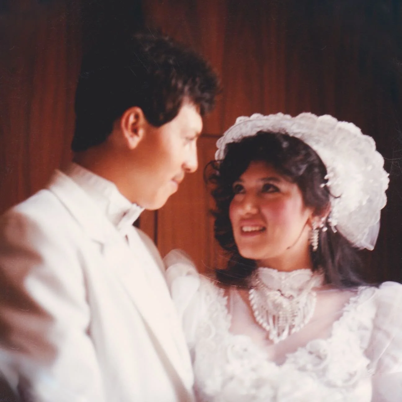 Happy 40th anniversary to my sweeties, my mami and papi! I&rsquo;m so grateful for you and so lucky to be your daughter 🫶🏼