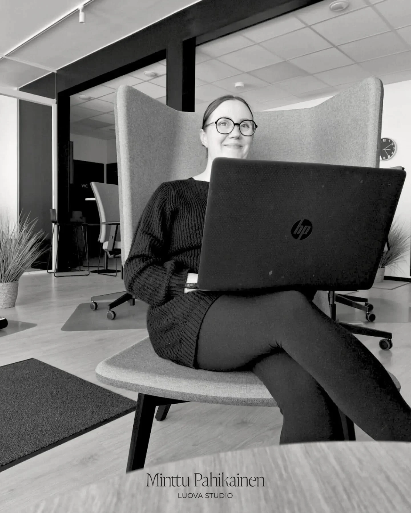 Just nyt m&auml; tahdon, ett&auml; s&auml; pys&auml;hdyt hetkeksi ja makustelet t&auml;t&auml; yksinkertaista lausetta:

Sun taidot ja vision&auml;&auml;risyys on tarkoitettu esille. Ei piiloon.

#naisyritt&auml;jyys #naisyritt&auml;j&auml; #pienyrit