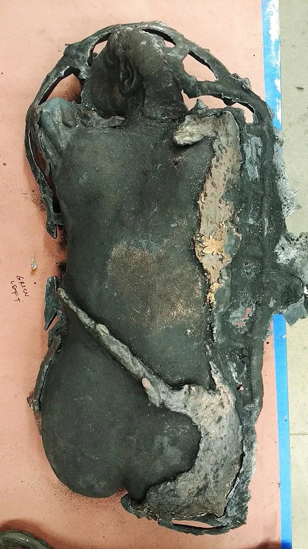 Full casting freshly pulled out of mold. 