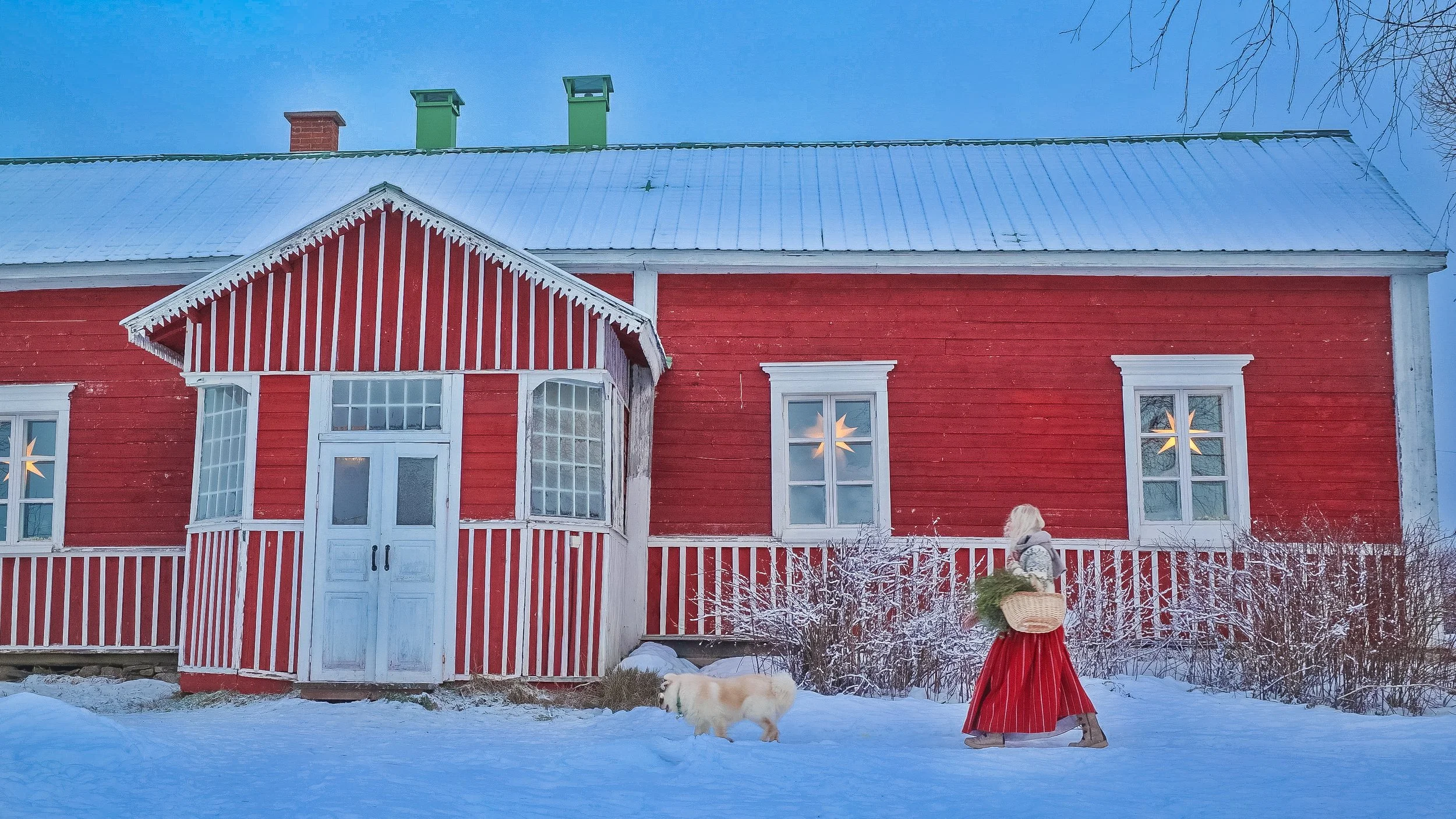 Simple Traditions and Peaceful Holidays + VIDEO + Knitting Pattern