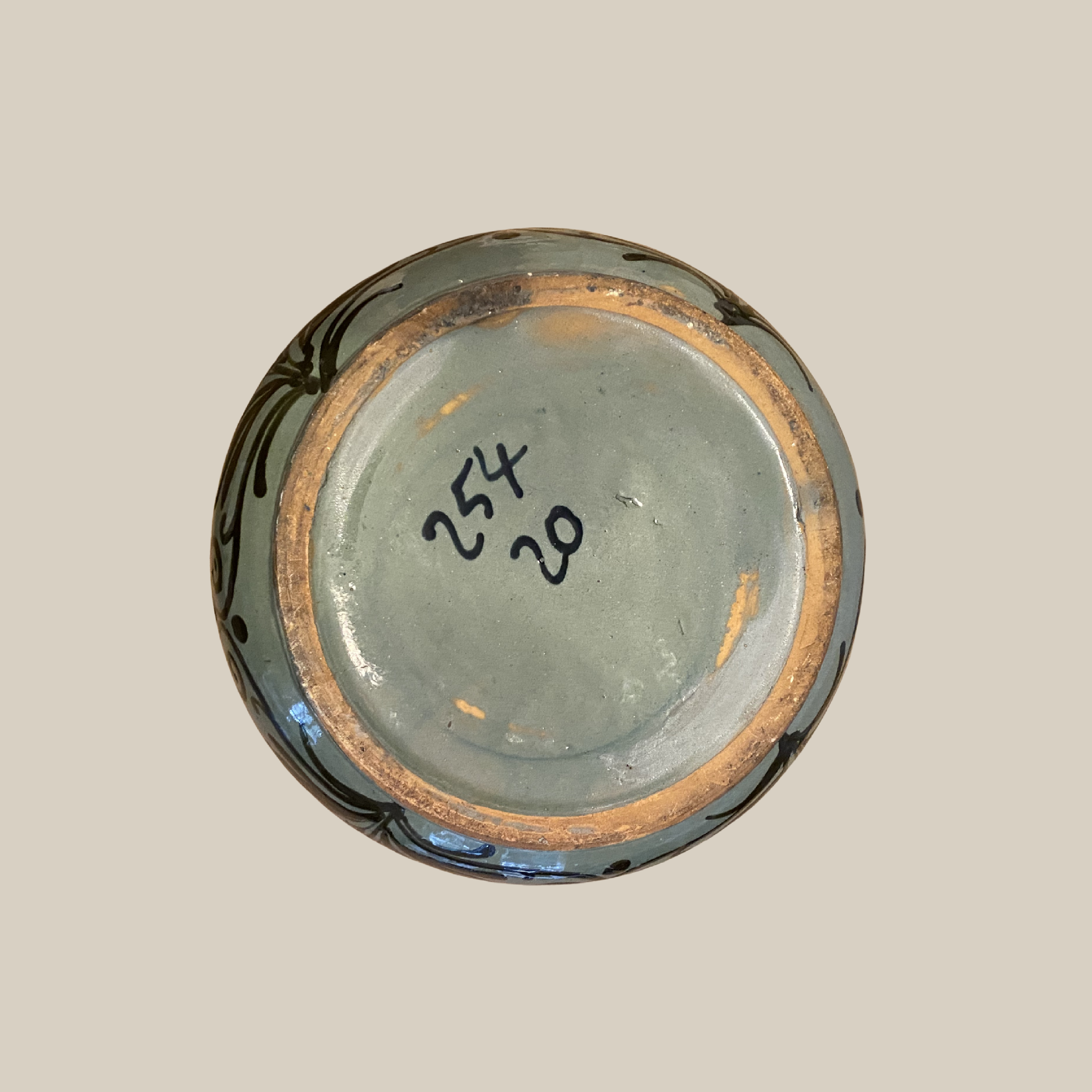 vases fond beige4.png