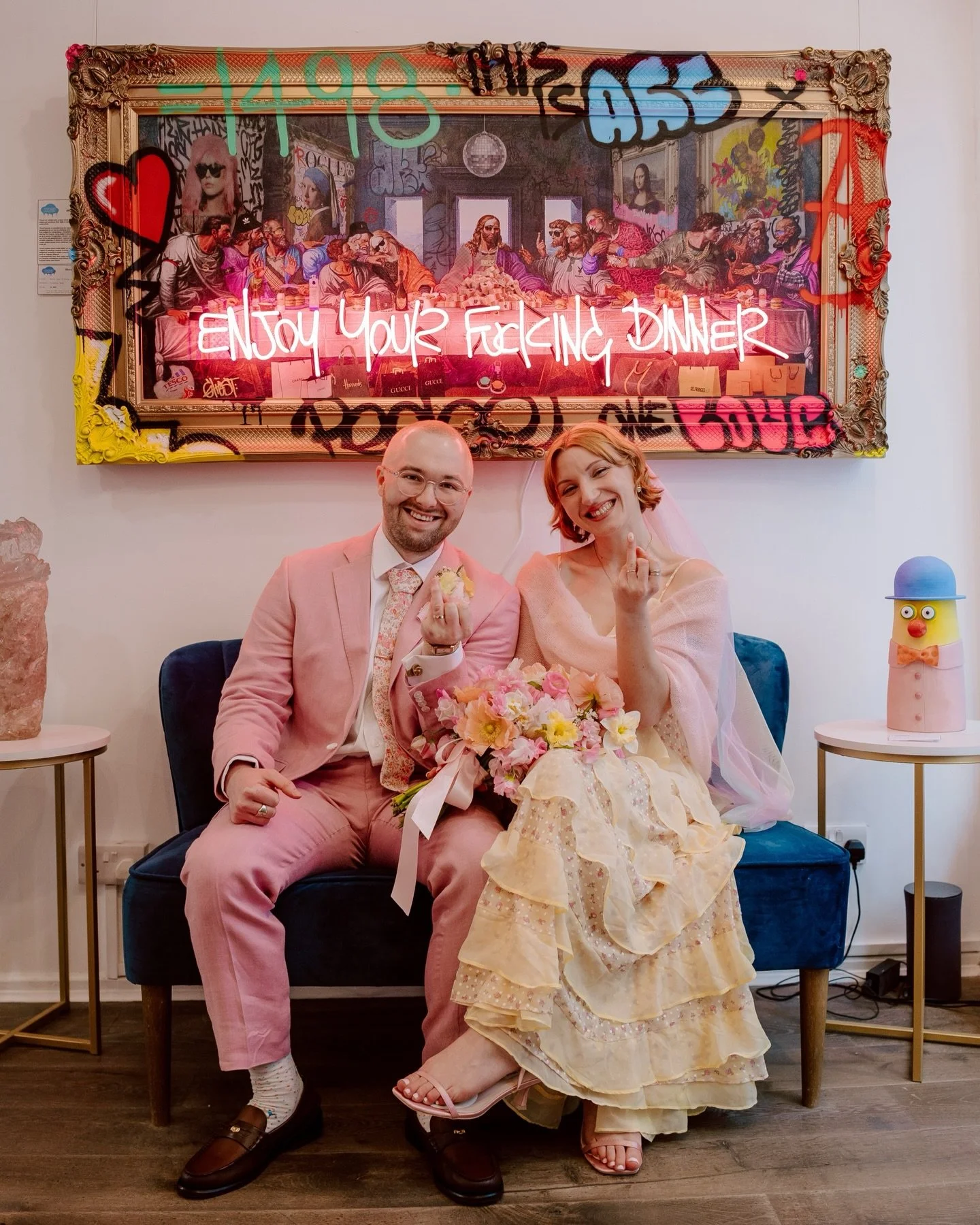 From the very first email I knew this day would be Brighton perfection. Getting ready at the utterly gorgeous 124 Brighton by Guesthouse (the best secret outdoor bath I&rsquo;ve ever seen) and cabbing it over to Brighton Town Hall for the ceremony in