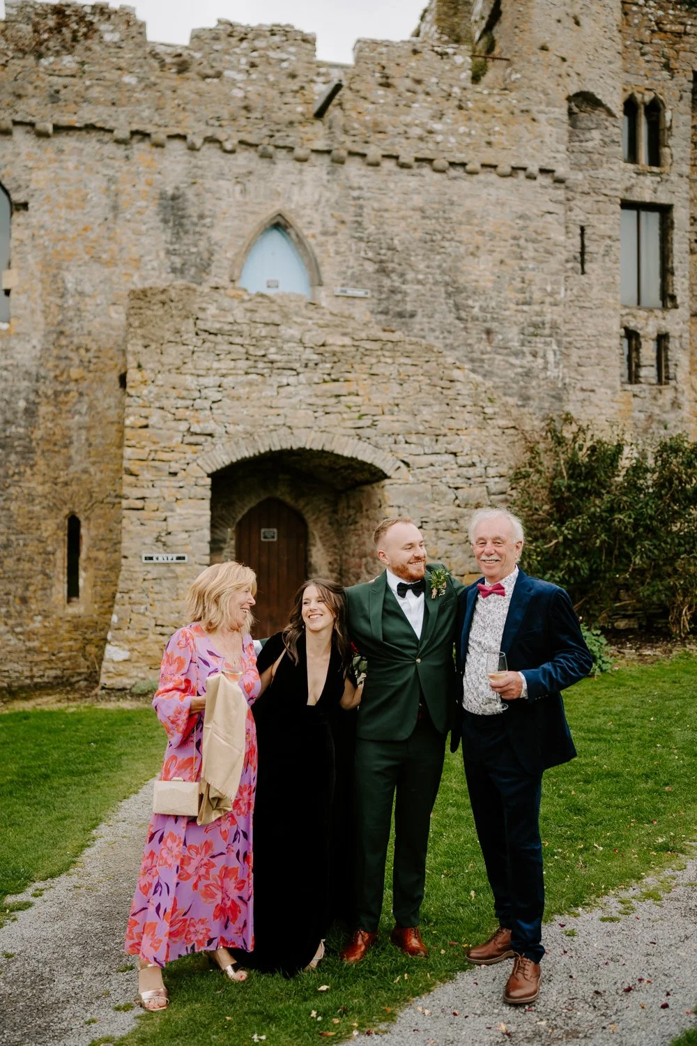 manorbiercastlewedding-24.jpg
