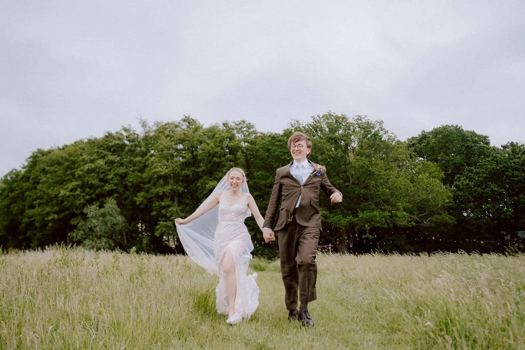 wildernesskentweddingrain-63.jpg