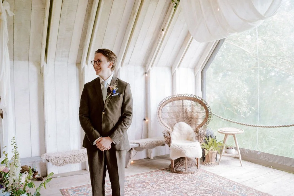 wildernesskentweddingrain-6.jpg