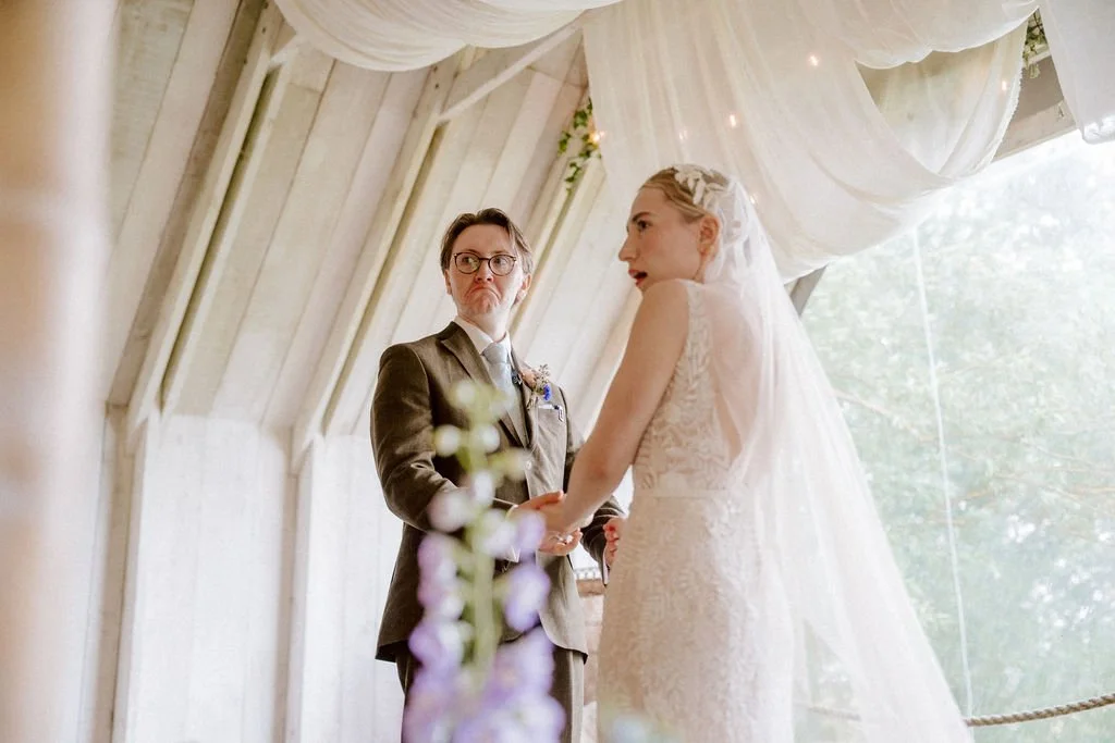 wildernesskentweddingrain-16.jpg