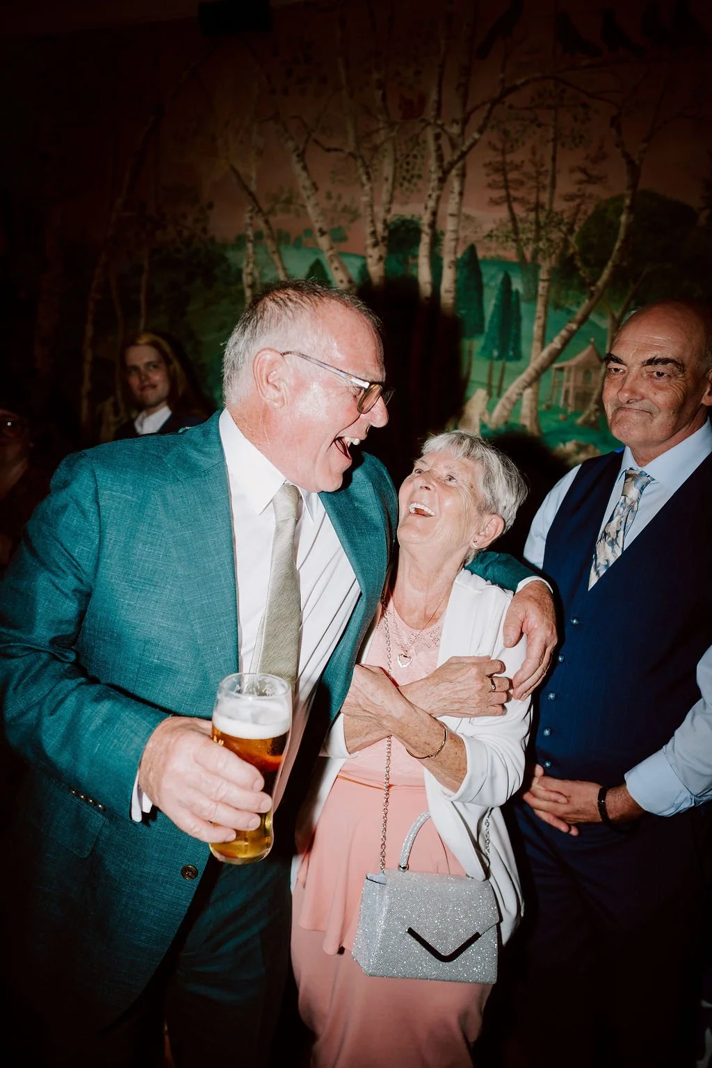 The Bell At Ticehurst Kent Wedding Photographer798.jpg