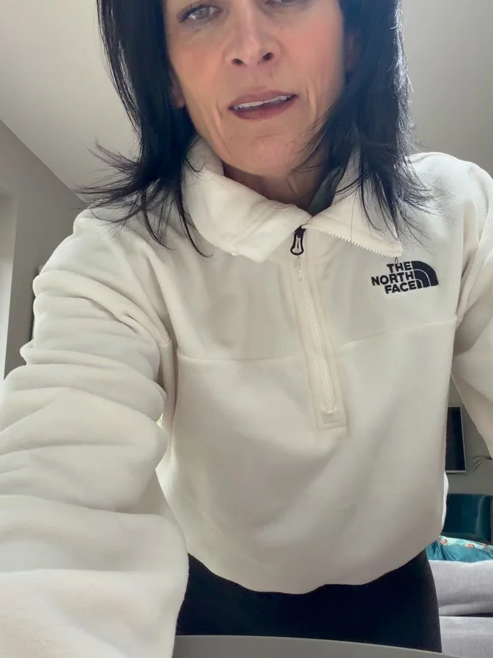 Anyone else feeling tired and stiff today?
January blues?
Lack of daylight?
Relentless rain?

If your body feels heavy and sluggish, this is for you.

Here&rsquo;s 5 minutes of gentle stretching and breathing to loosen tight muscles, calm your nervou