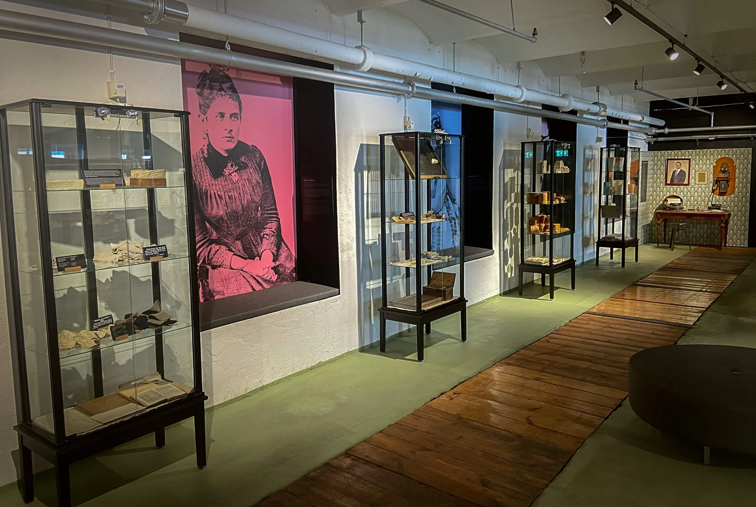 Arctic Paper Showroom