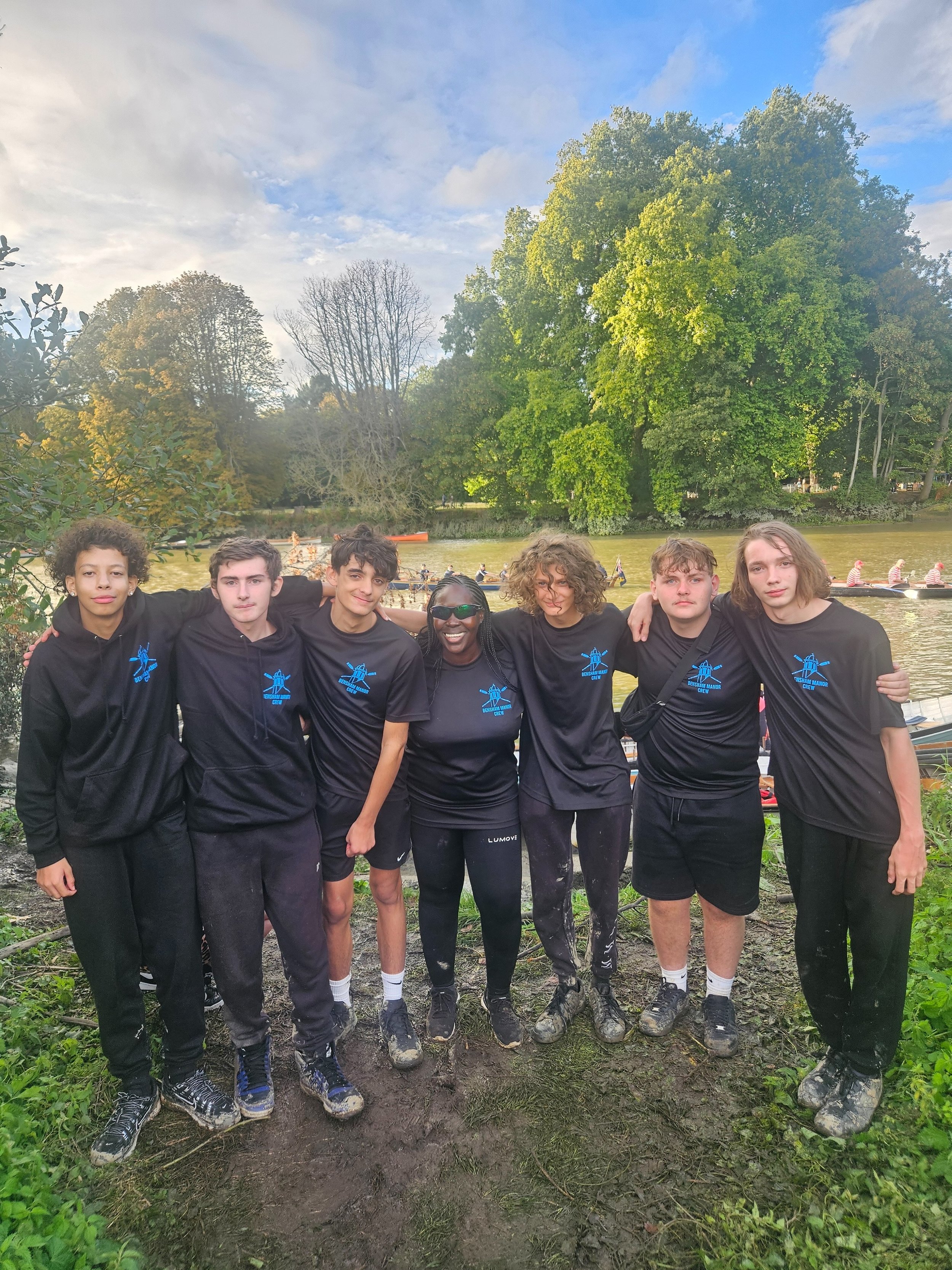 Over 5 hours of rowing and 21.6 miles later&hellip; the Bensham Crew made it! All the way from Millwall to Richmond, the effort on display last Saturday was nothing short of incredible! Big thanks to @greatriverrace for accommodating us