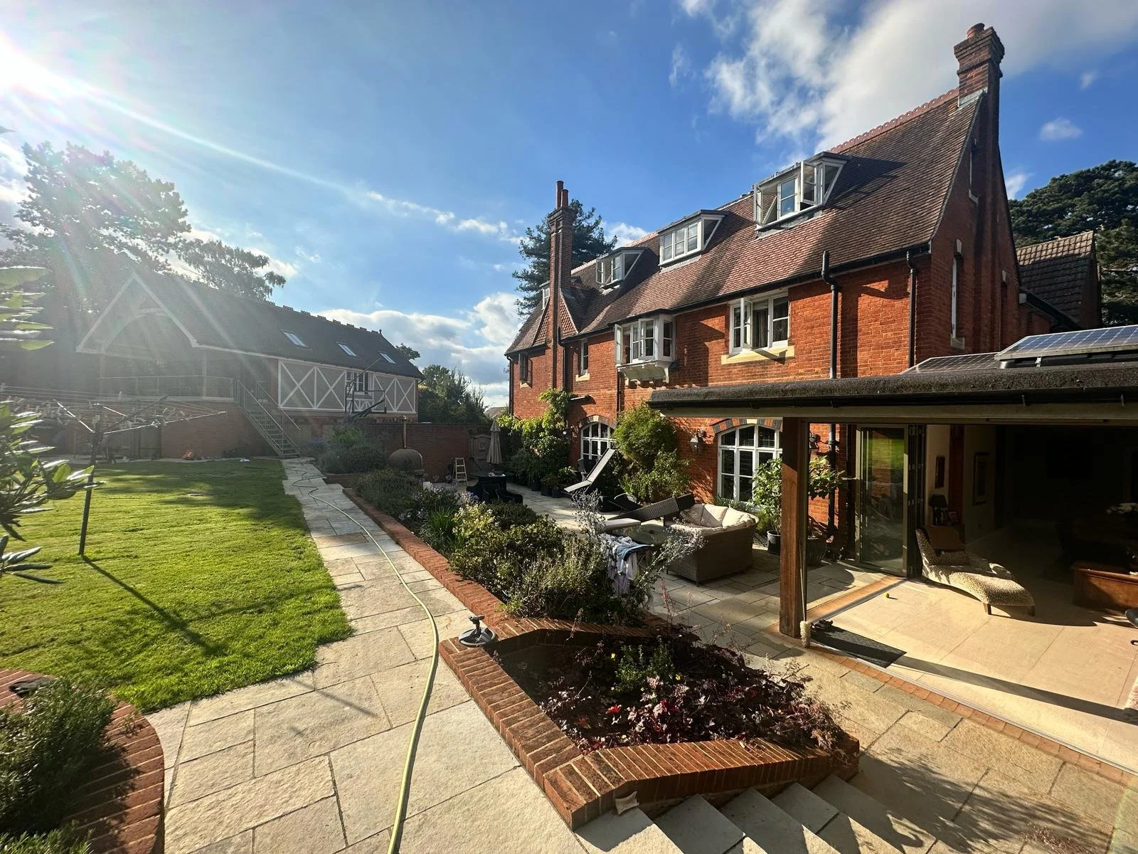 WhatsApp Image 2025-12-10 at 14.54.12.jpeg