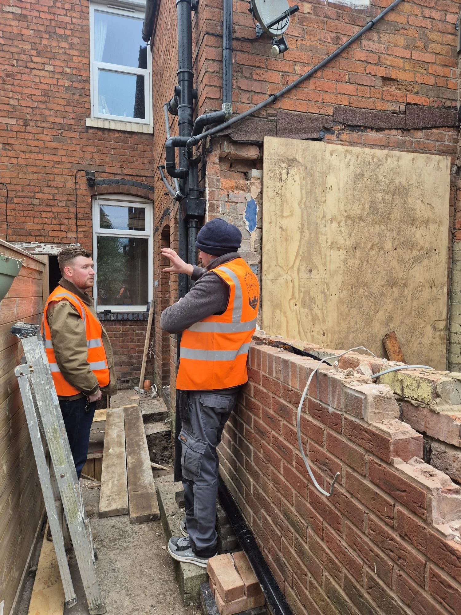 What Does a Builder Actually Do When Managing Your Project?