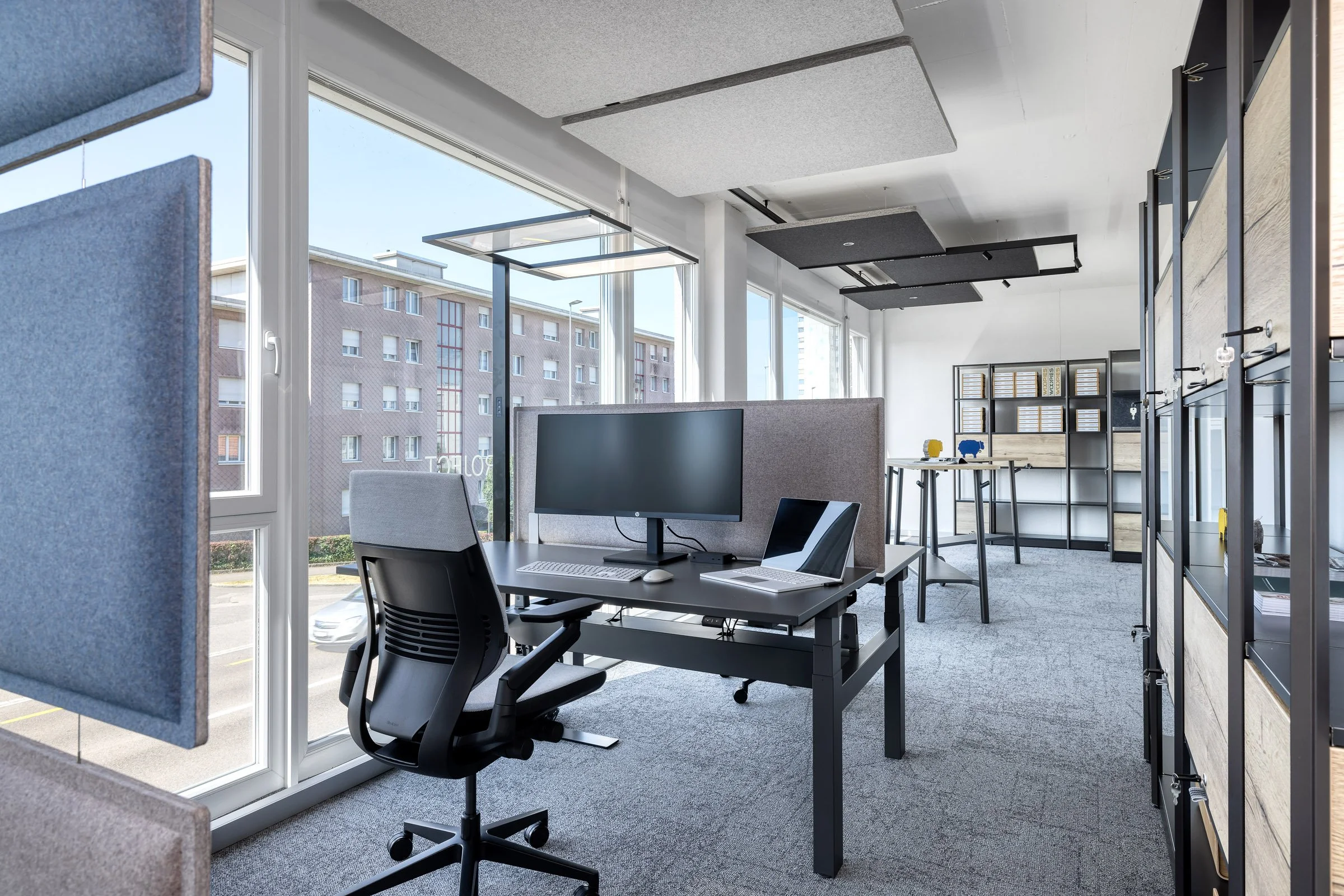 Büro_WSA_Oftringen_Woopies_light_Deckensegel_Tischaufsatz_1.jpg