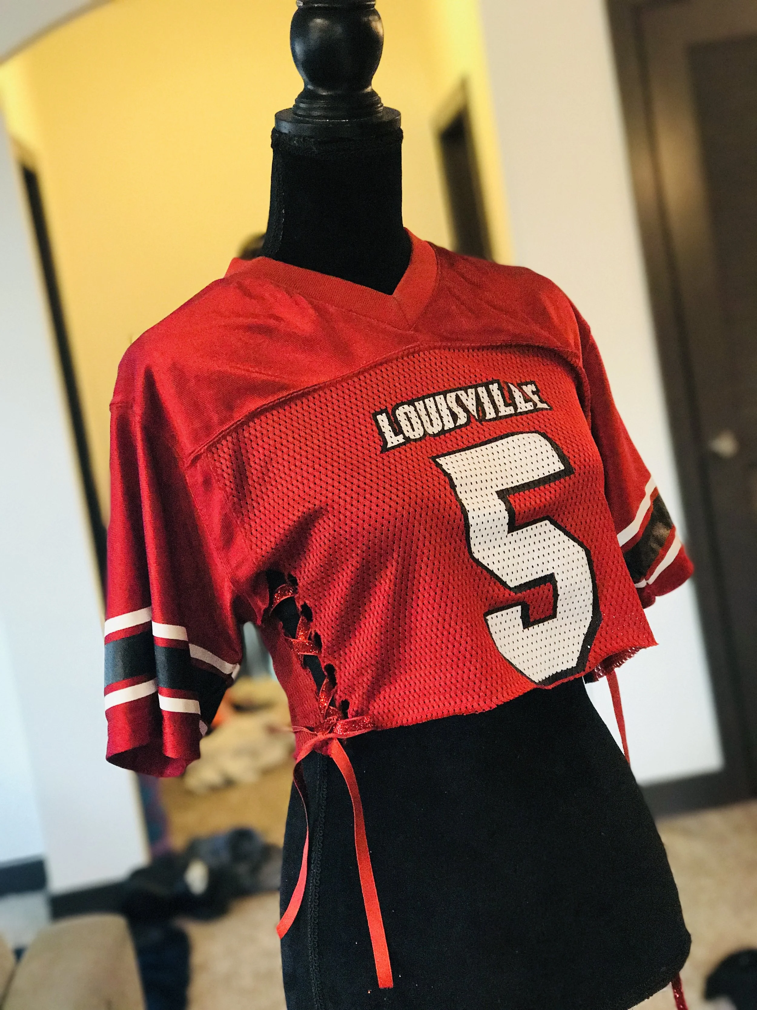 LOUISVILLE_JERSEY.jpg