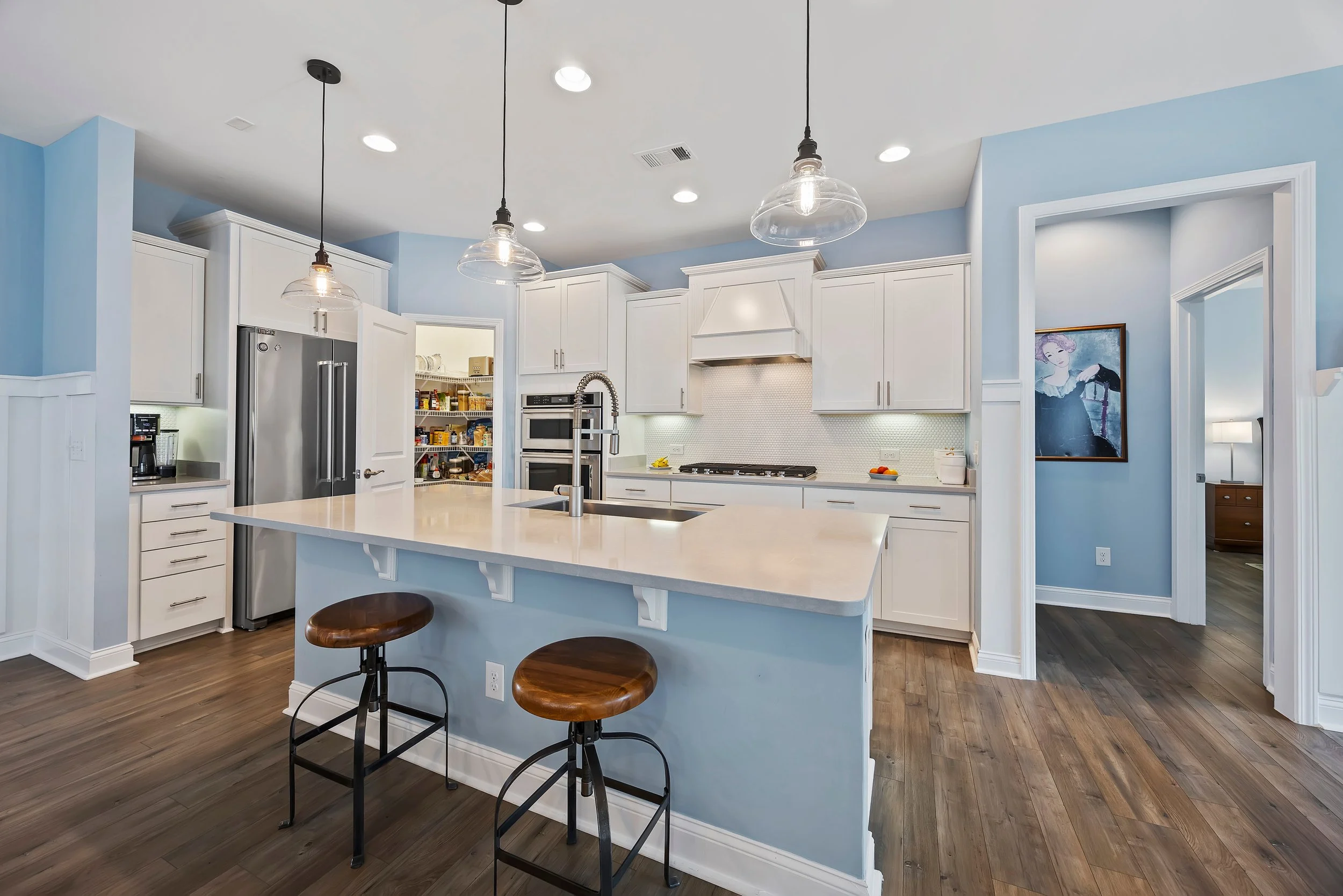2050 North Lake Blvd (39).jpeg