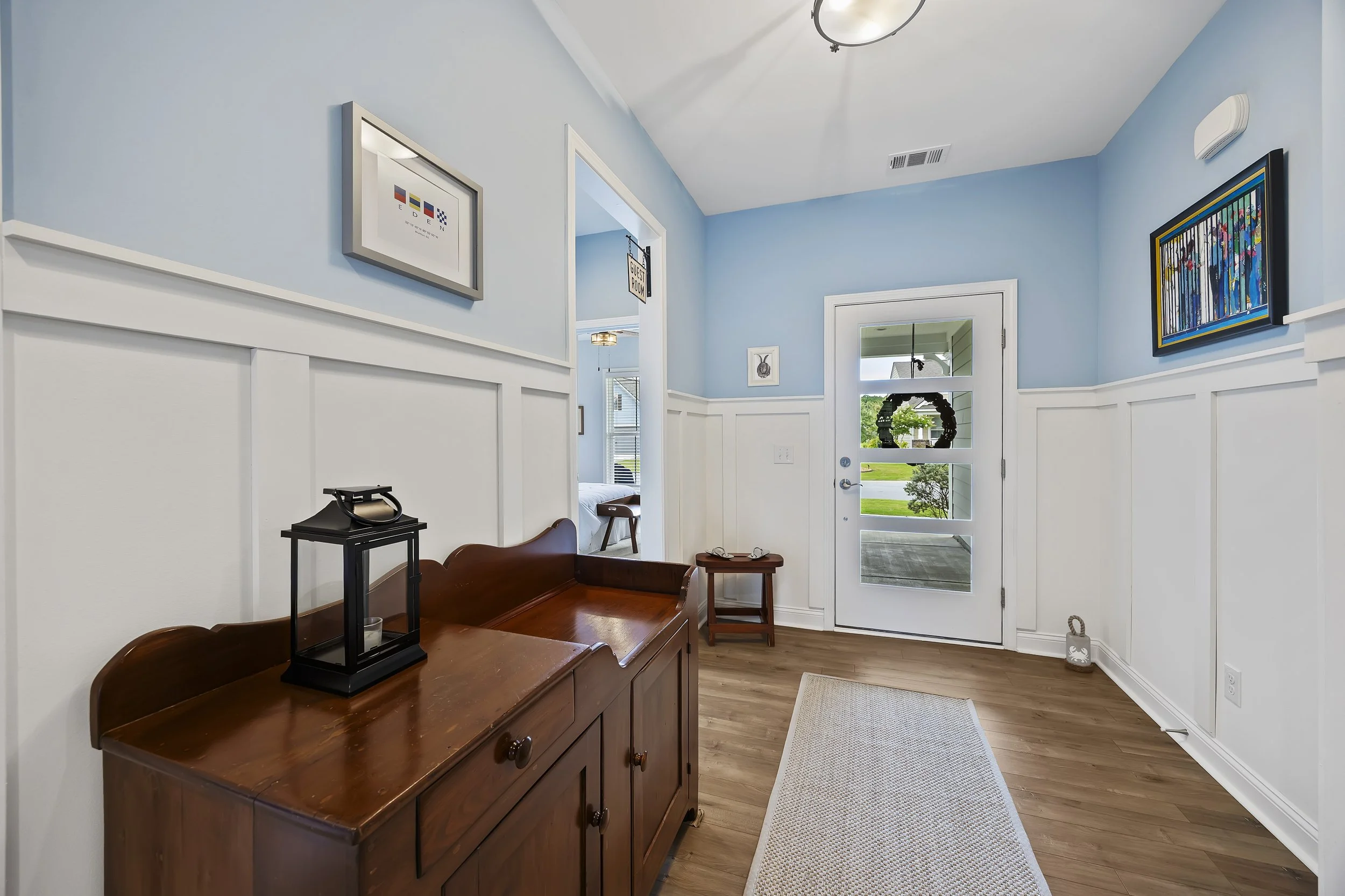 2050 North Lake Blvd (22).jpg