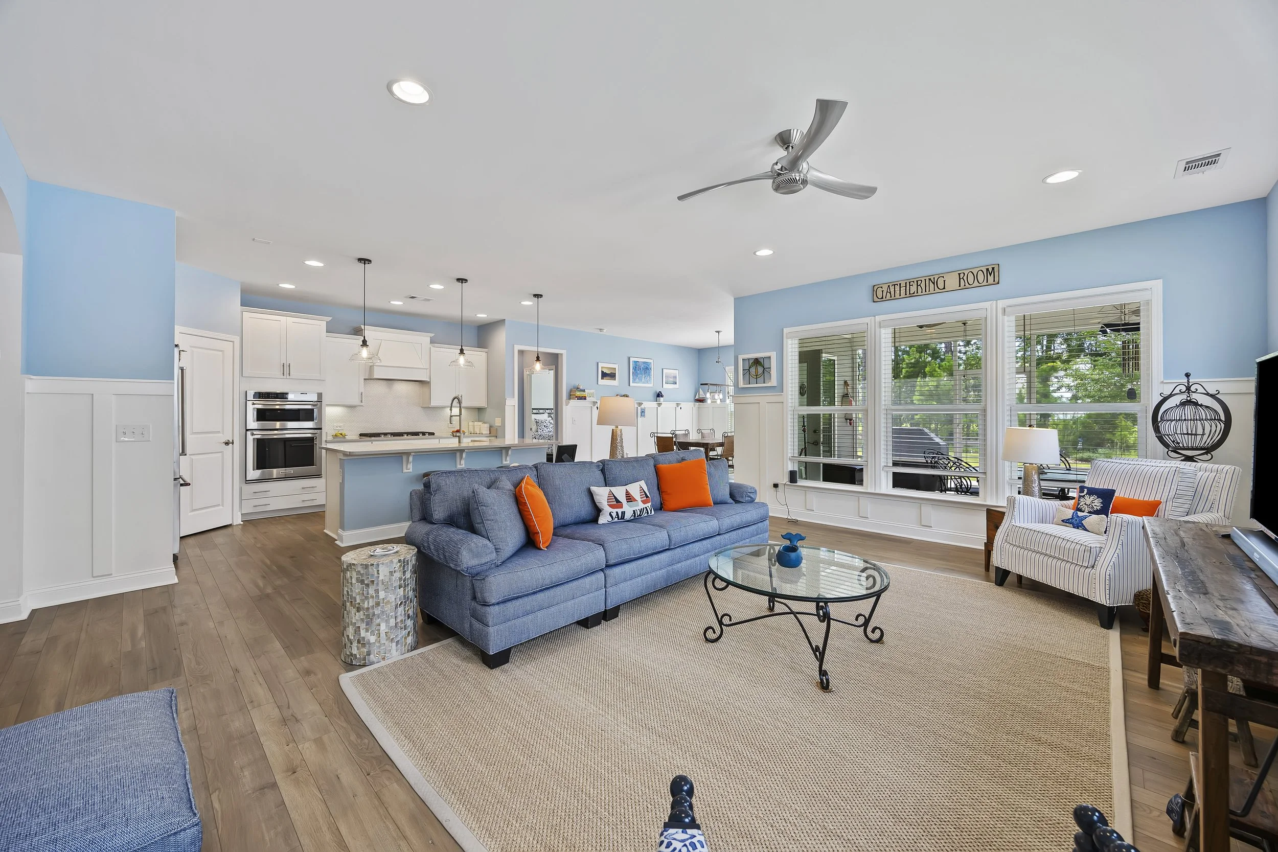 2050 North Lake Blvd (30).jpg