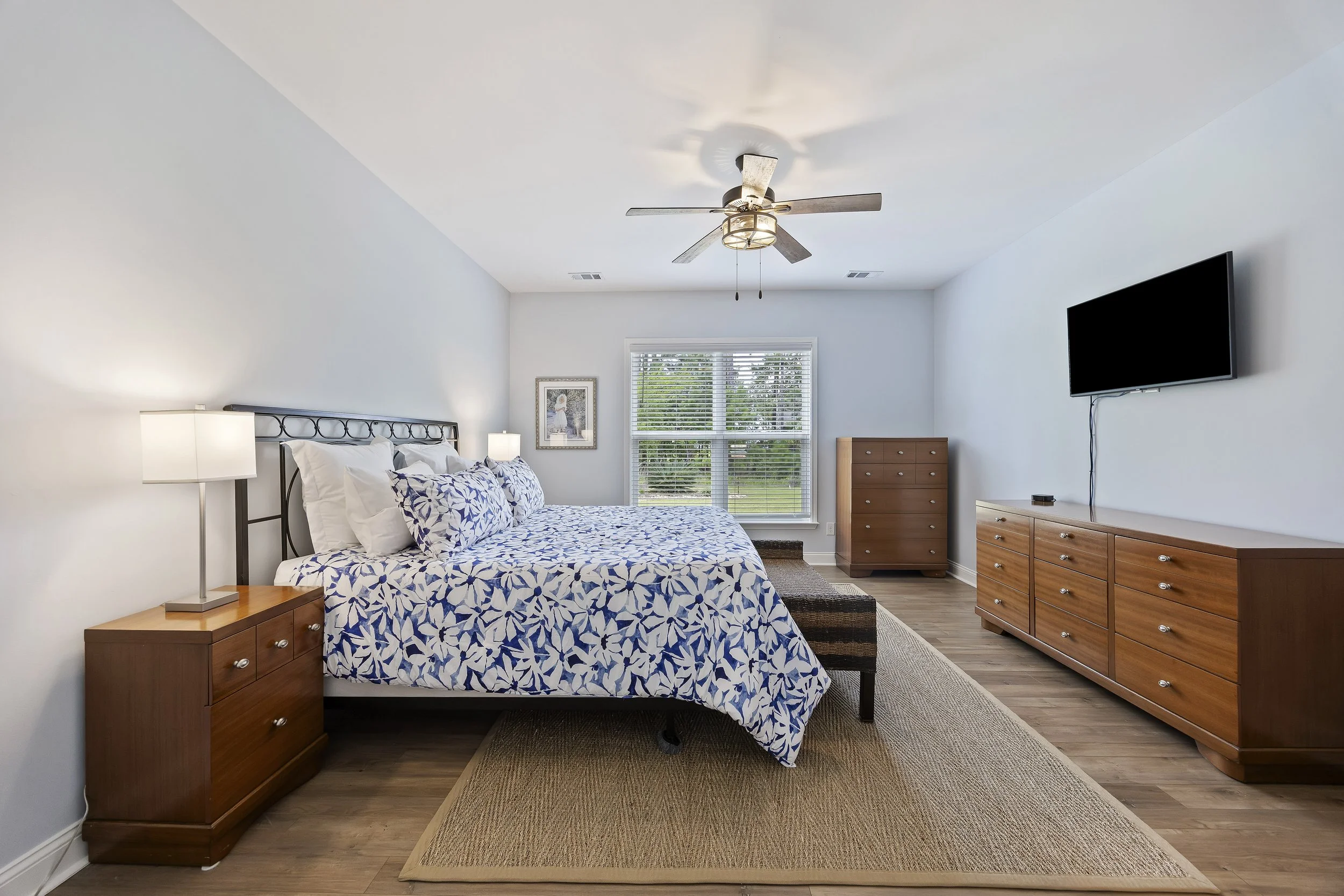 2050 North Lake Blvd (54).jpg