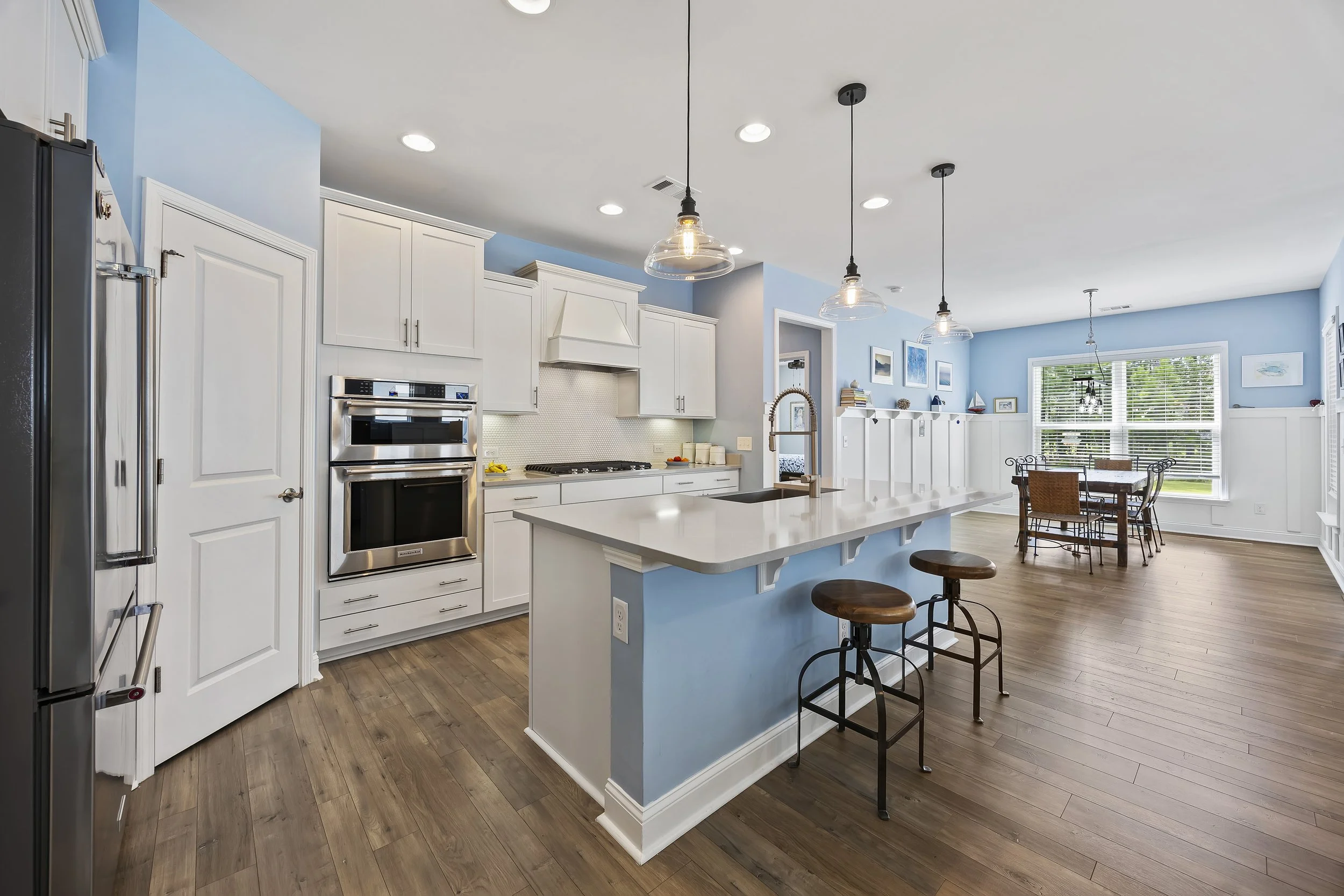 2050 North Lake Blvd (31).jpg