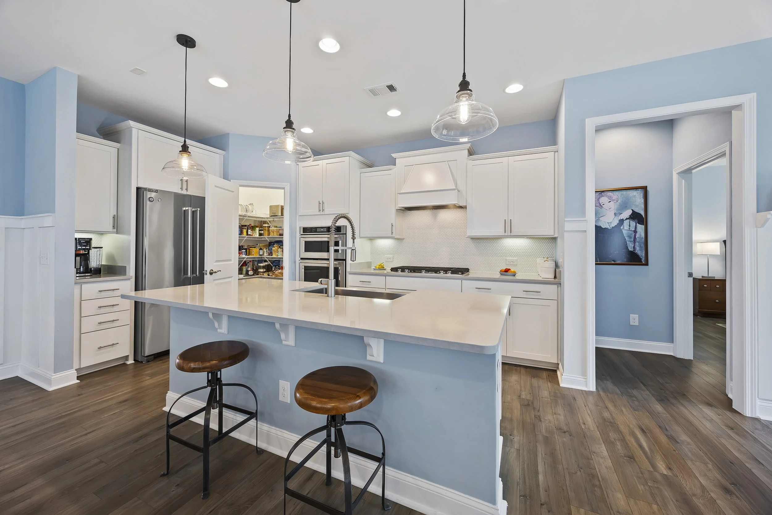 2050 North Lake Blvd (39).jpg
