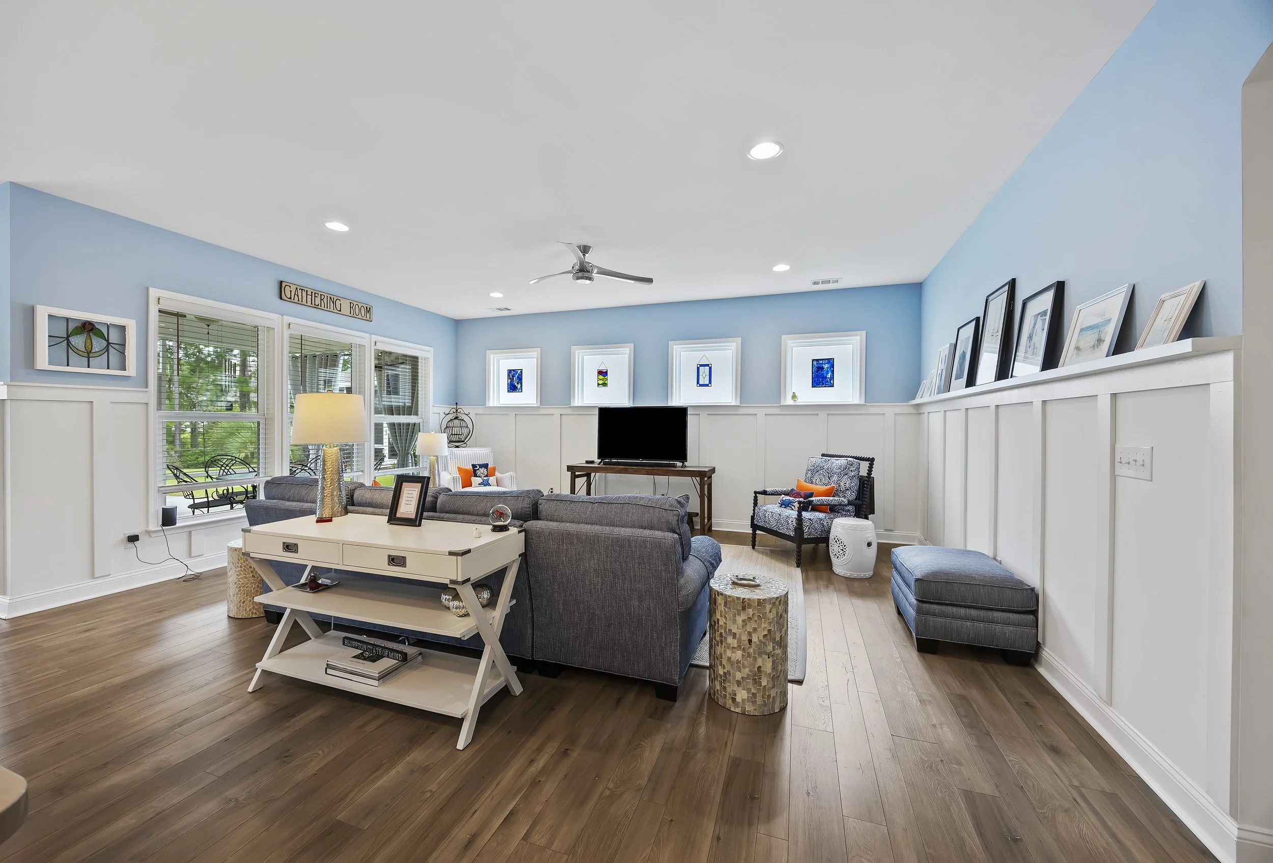 2050 North Lake Blvd (28).jpg