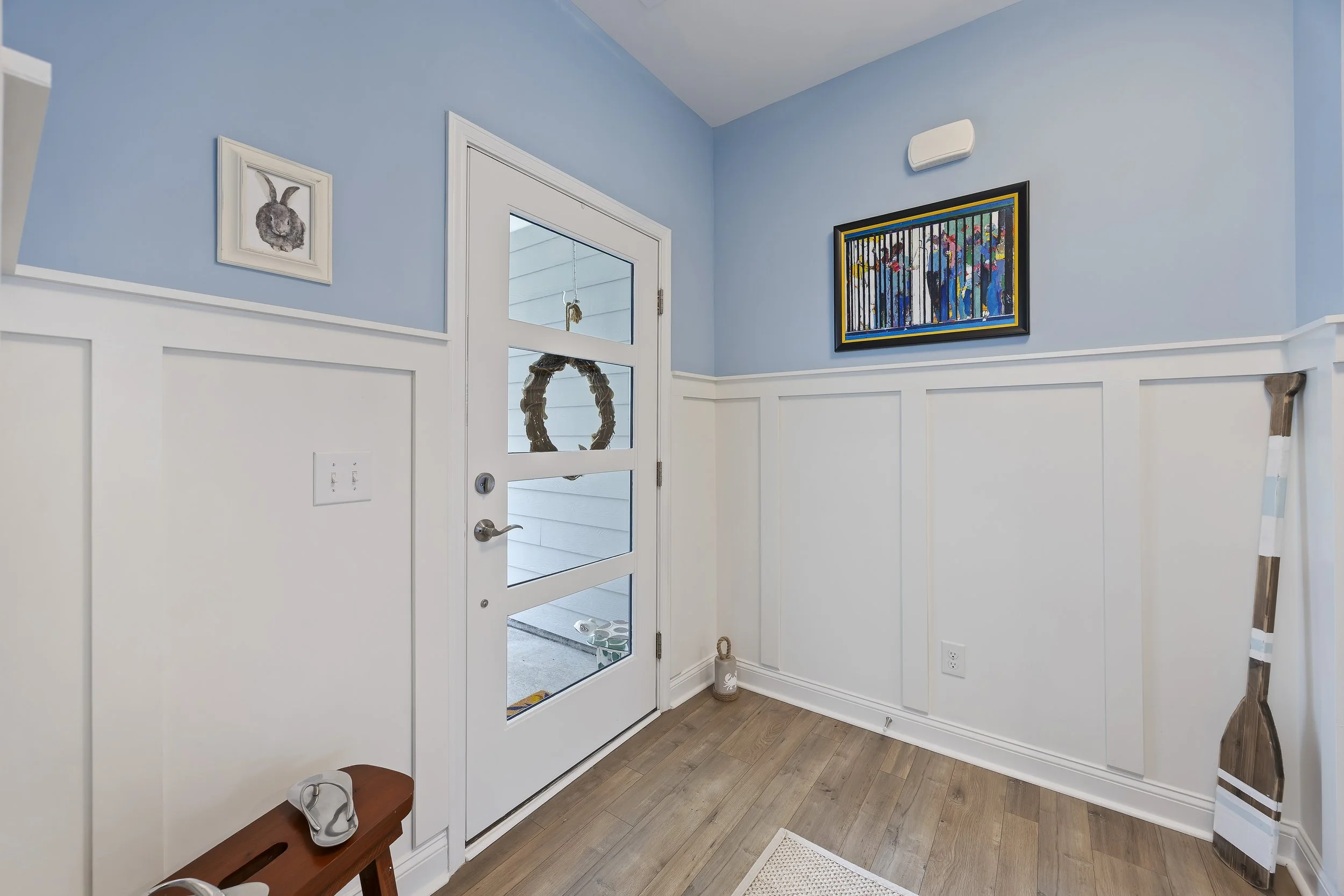 2050 North Lake Blvd (20).jpg