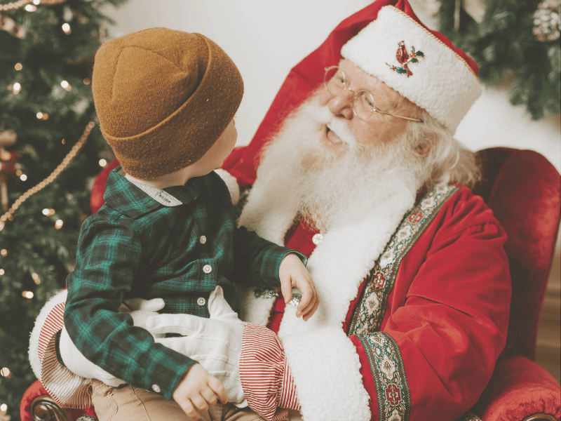 Stan Claus Christmas Market Maison Vejoll