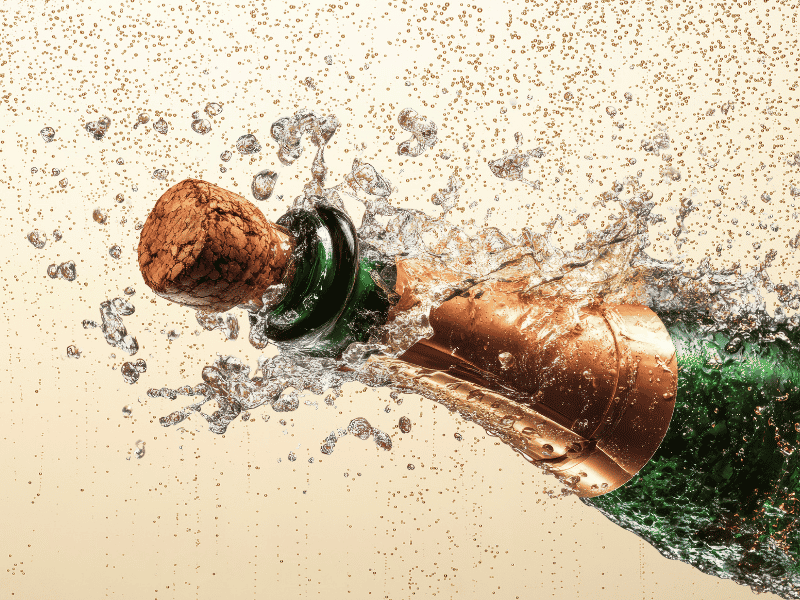 Bouteille de champagne et son bouchon