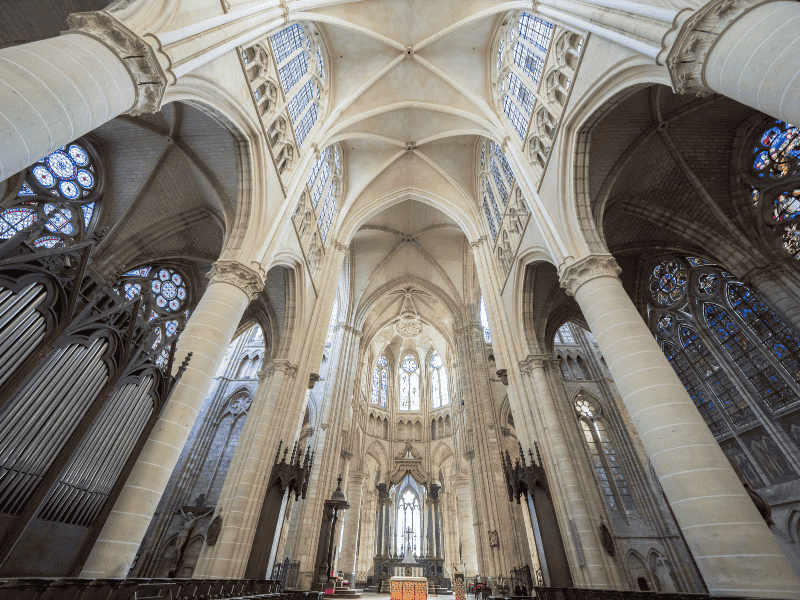 Intérieur Cathédrale de Châlons en Champagne - Demeures Vejoll