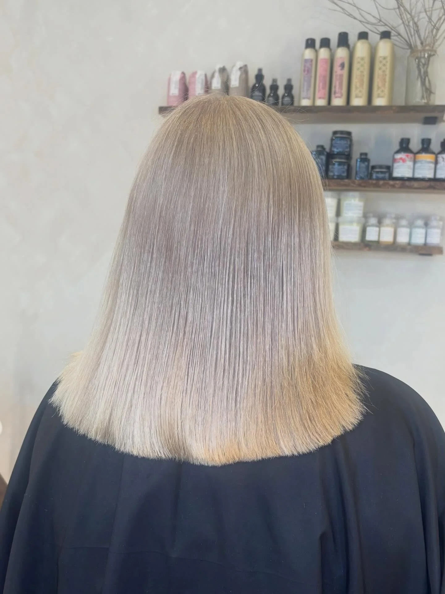Brighter blonde with a treatment + cut?&hellip; yes please 🤍🤍

#hitchinsalon #hairdresserhitchin #hitchinhairsalon