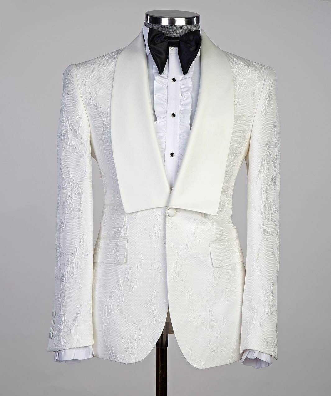 Three-piece Suit ..... #dresses #fashiondesigner #classy #trends #jacket #suit #elegance #ethnicwear #indianwear #bespoke #indianfashion #onlineboutique #fashiondesign #womenfashion #womenswear #runway #hautecouture #shirts #fashionstylist #fashiontr
