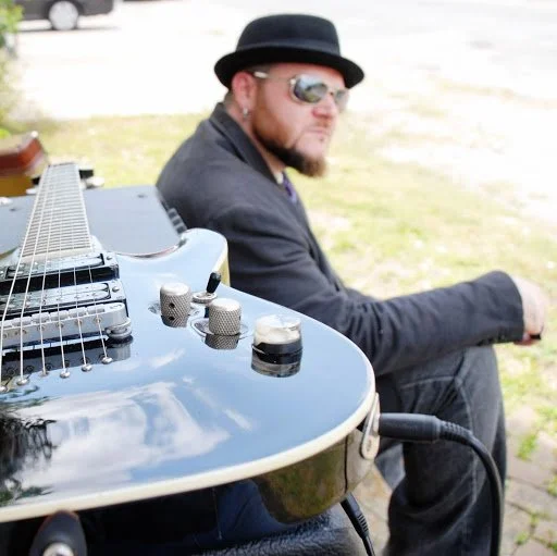 Casey Saba at The Red White &amp; Brew