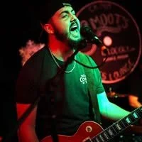 Live Music by Sylas Faust at Streetside Market