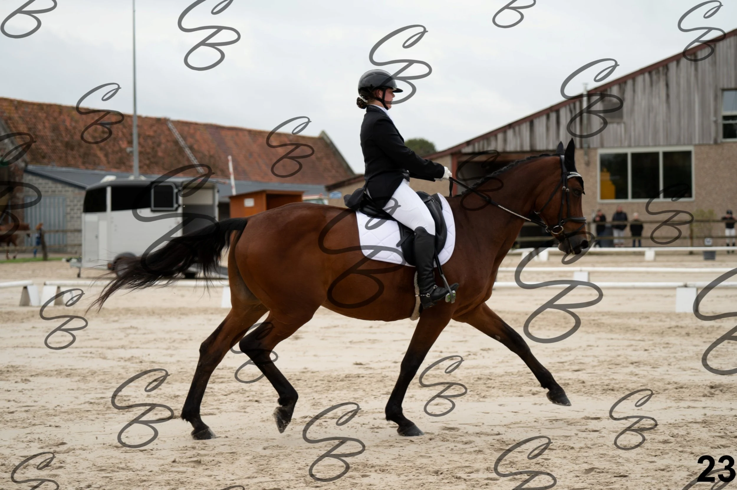 2026.09.20 - Caroline-23.jpg