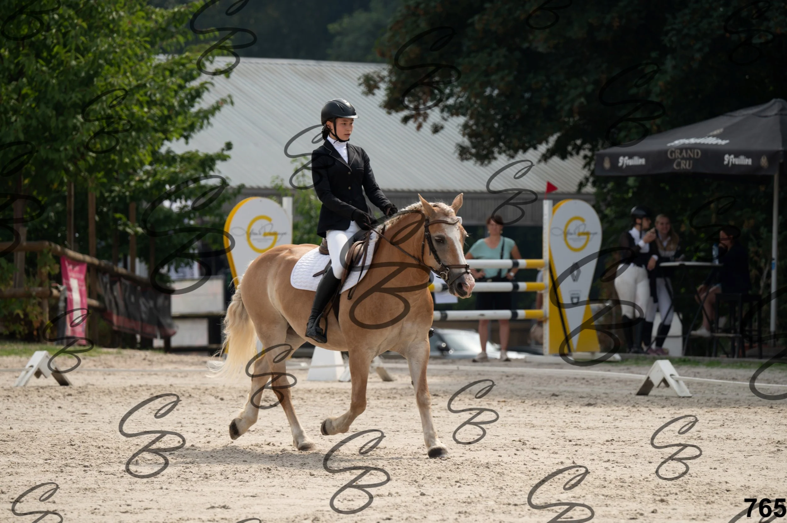 2026.08.15 - Louchier - GHO-887.jpg