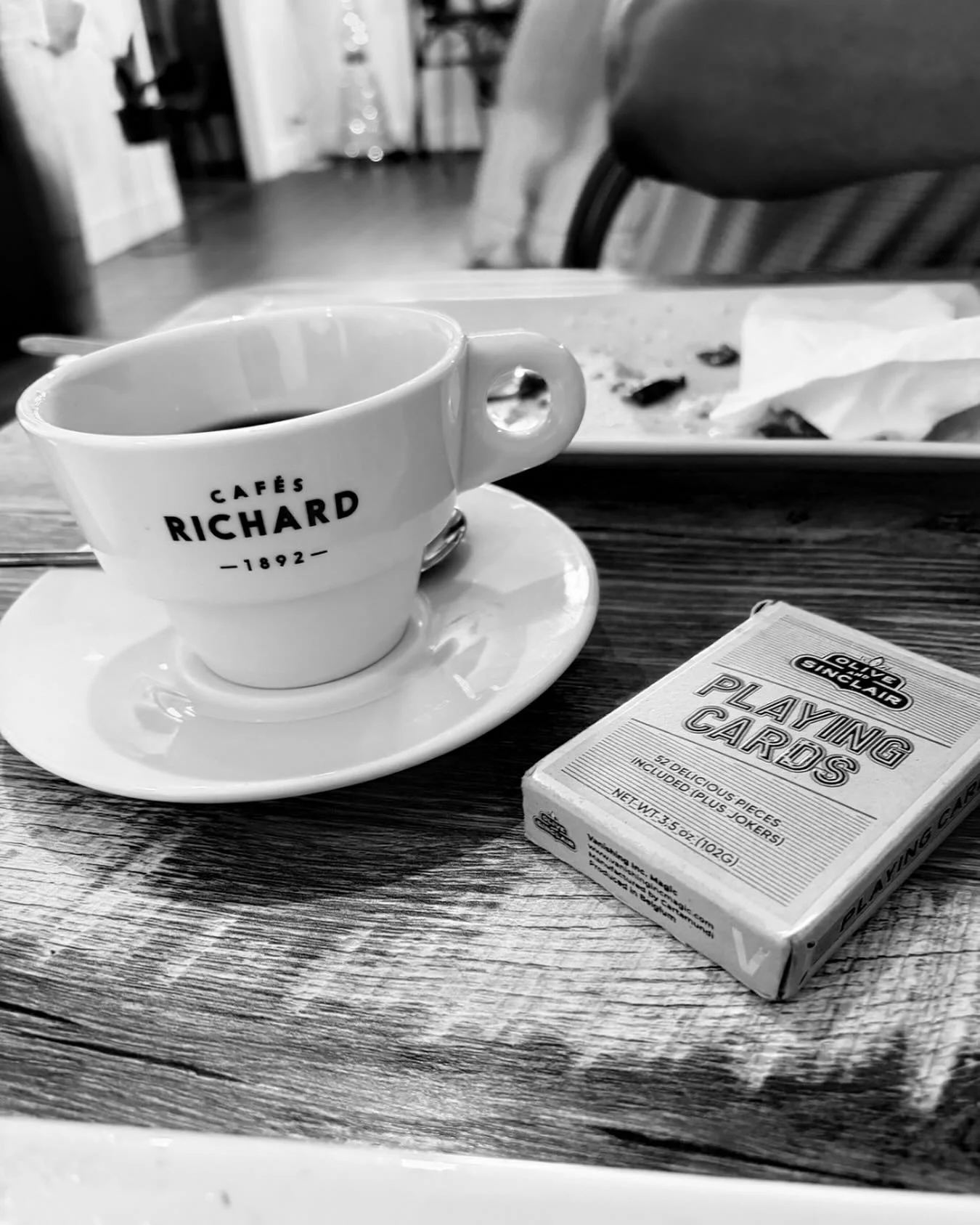 A seemingly lazy Sunday spent working on things that (if I do correctly) no one sees. #magician #coffeeandcards #deception #magicianlife #playingcards