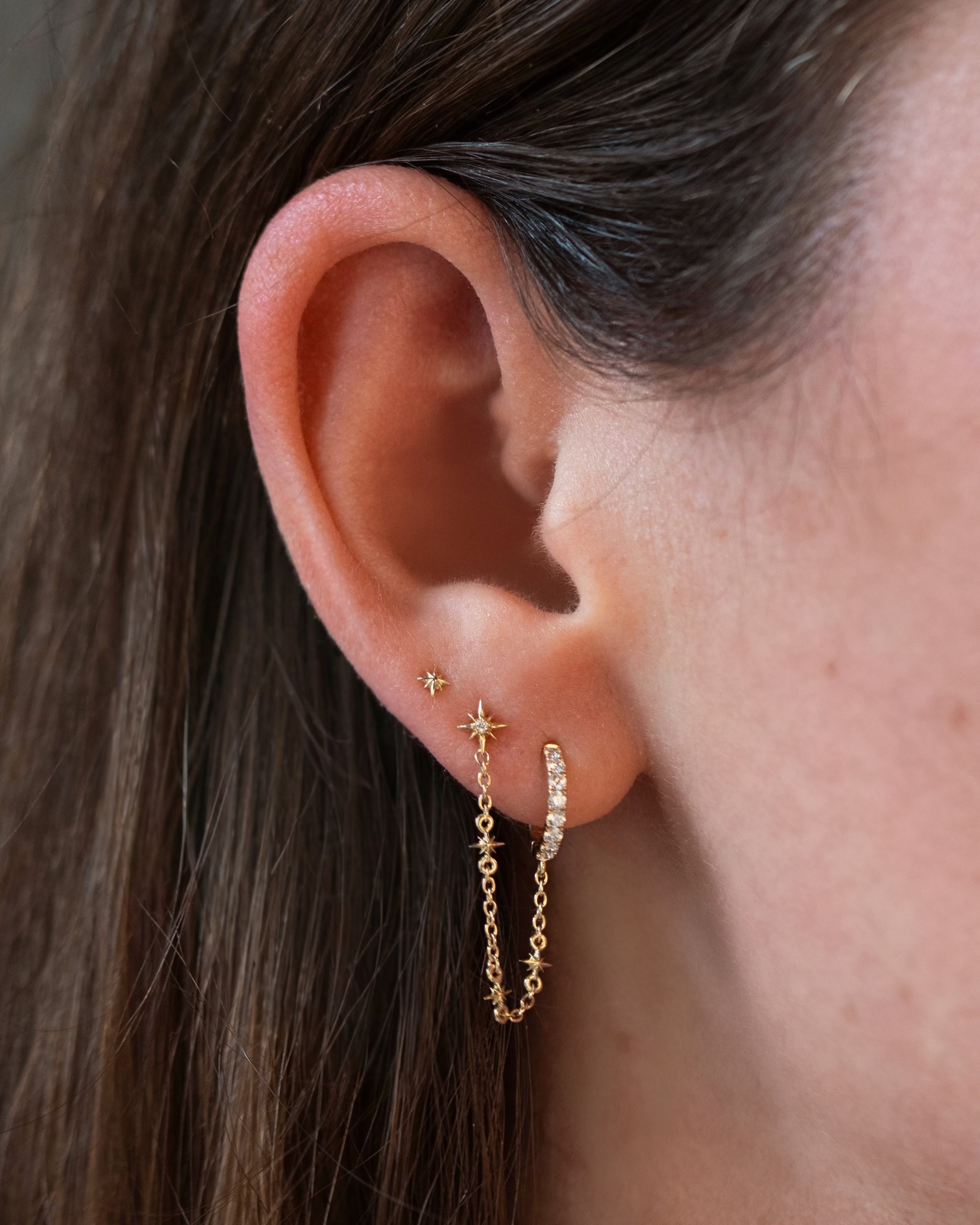 Diamond Stardust Chain Huggie Earring