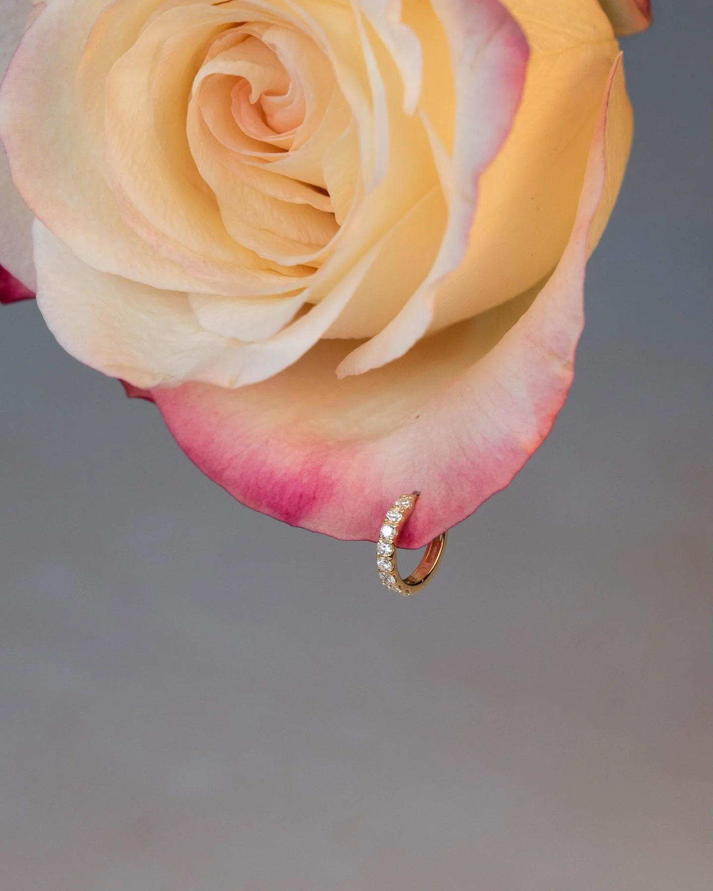 Elegant simplicity, perfected. ✨

The Classic Diamond Huggie Earring &mdash; an essential in every jewelry collection.

#MariFineJewelry #FineJewelry #EverydayLuxury #GoldHuggies #DaintyDiamonds #diamondhuggies #jewelry