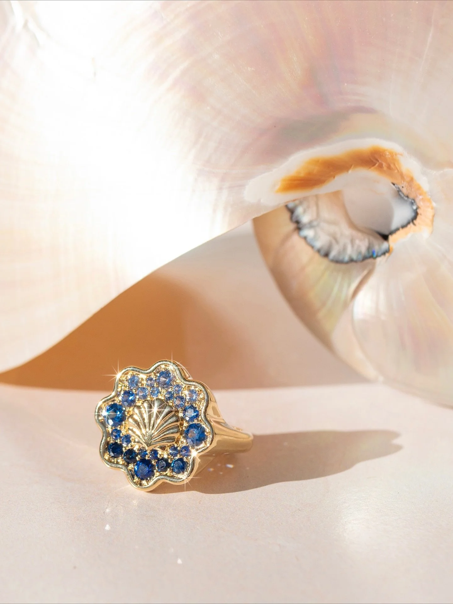All the best things come in 3&rsquo;s. ✨

🐚Aphrodite Signet Ring🐚

🦋Butterfly Signet Ring 🦋

💗Divine Eye Signet Ring💗

#diamondring #engagementring #finejewelry