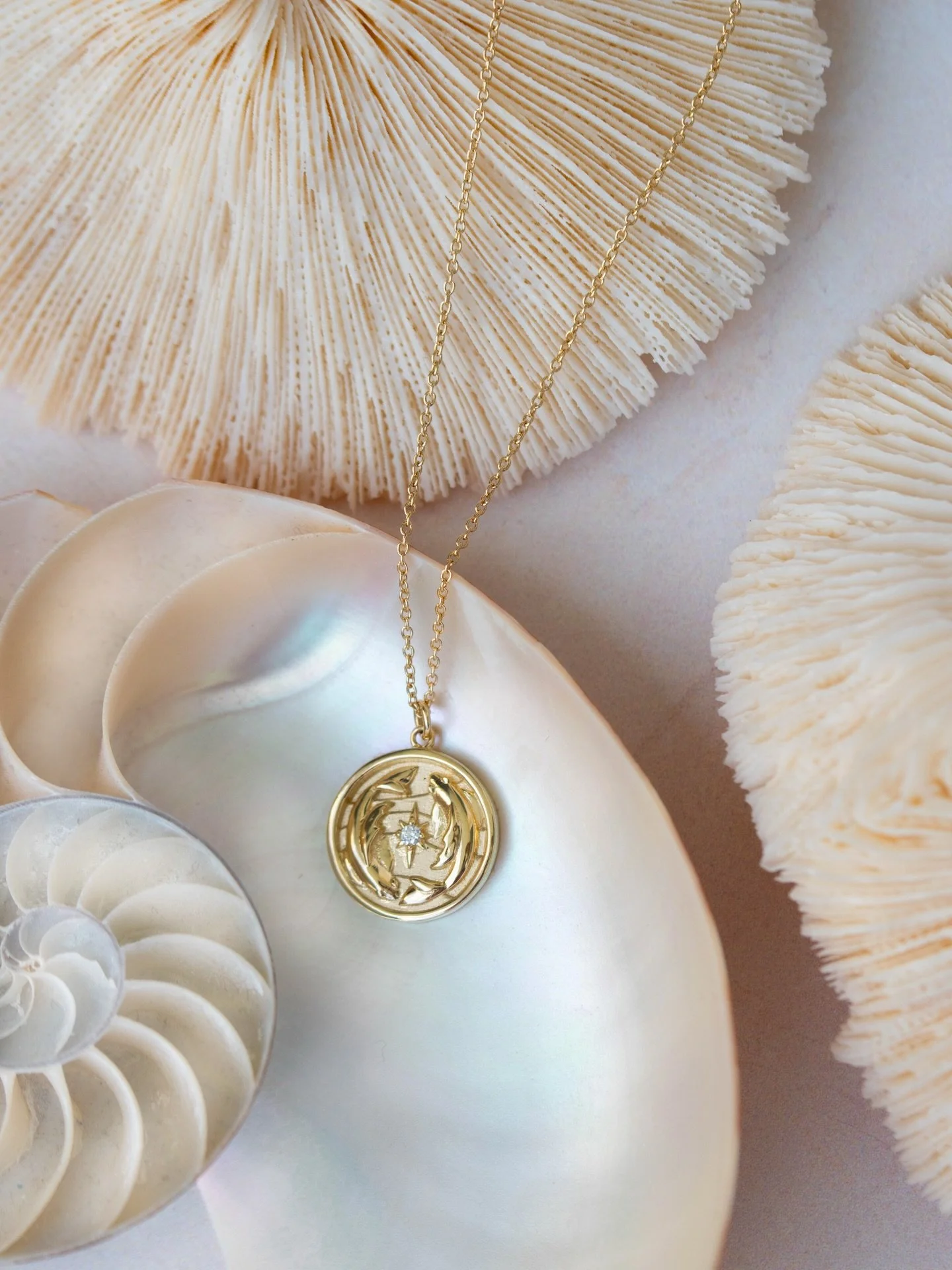 We&rsquo;re channeling Pisces gift of daydreaming by imagining we&rsquo;re on a beach somewhere 🩵💧✨

#piscesseason #zodiac #finejewelry