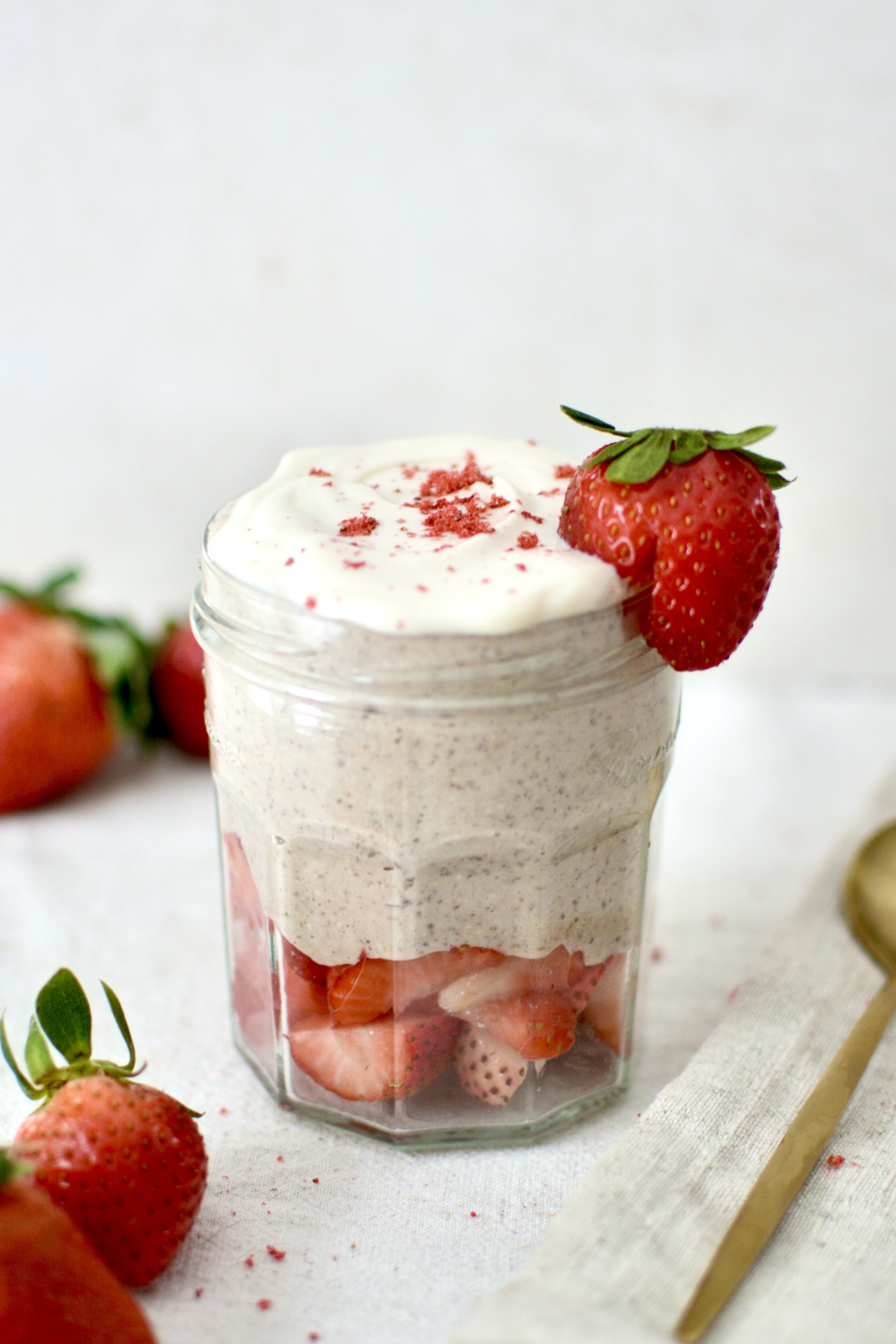 Gruau de la veille façon shortcake à la fraise