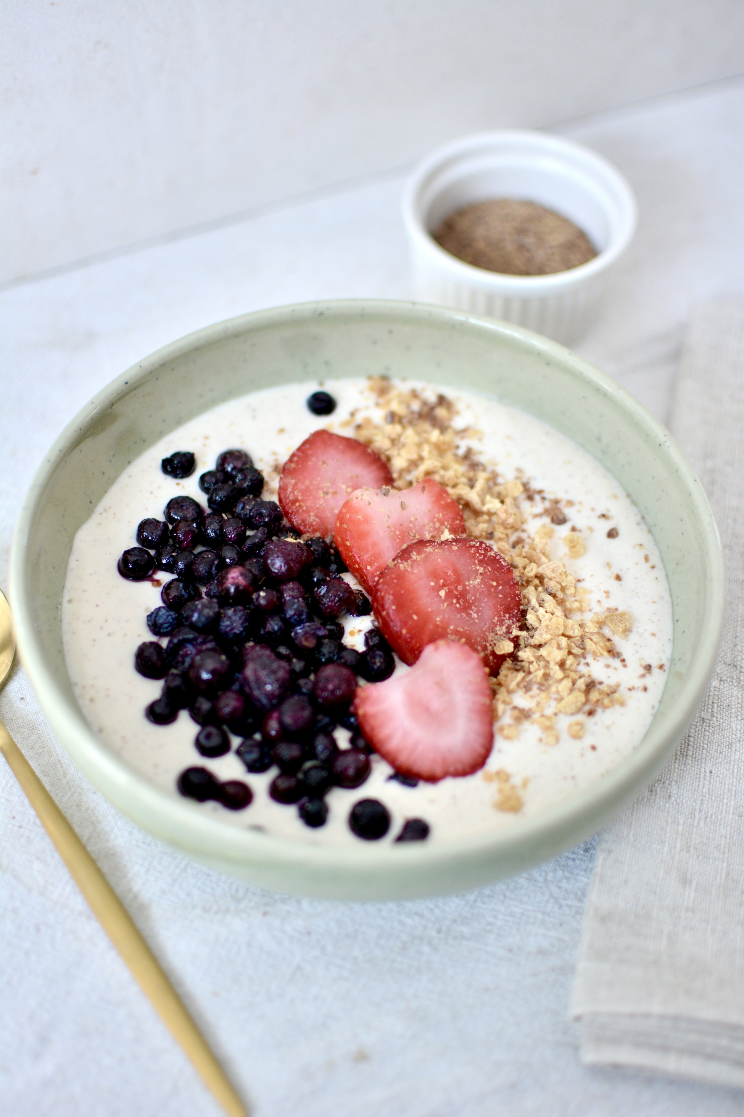 Yogourt végétal protéiné maison hyper facile (sans poudre de protéines)