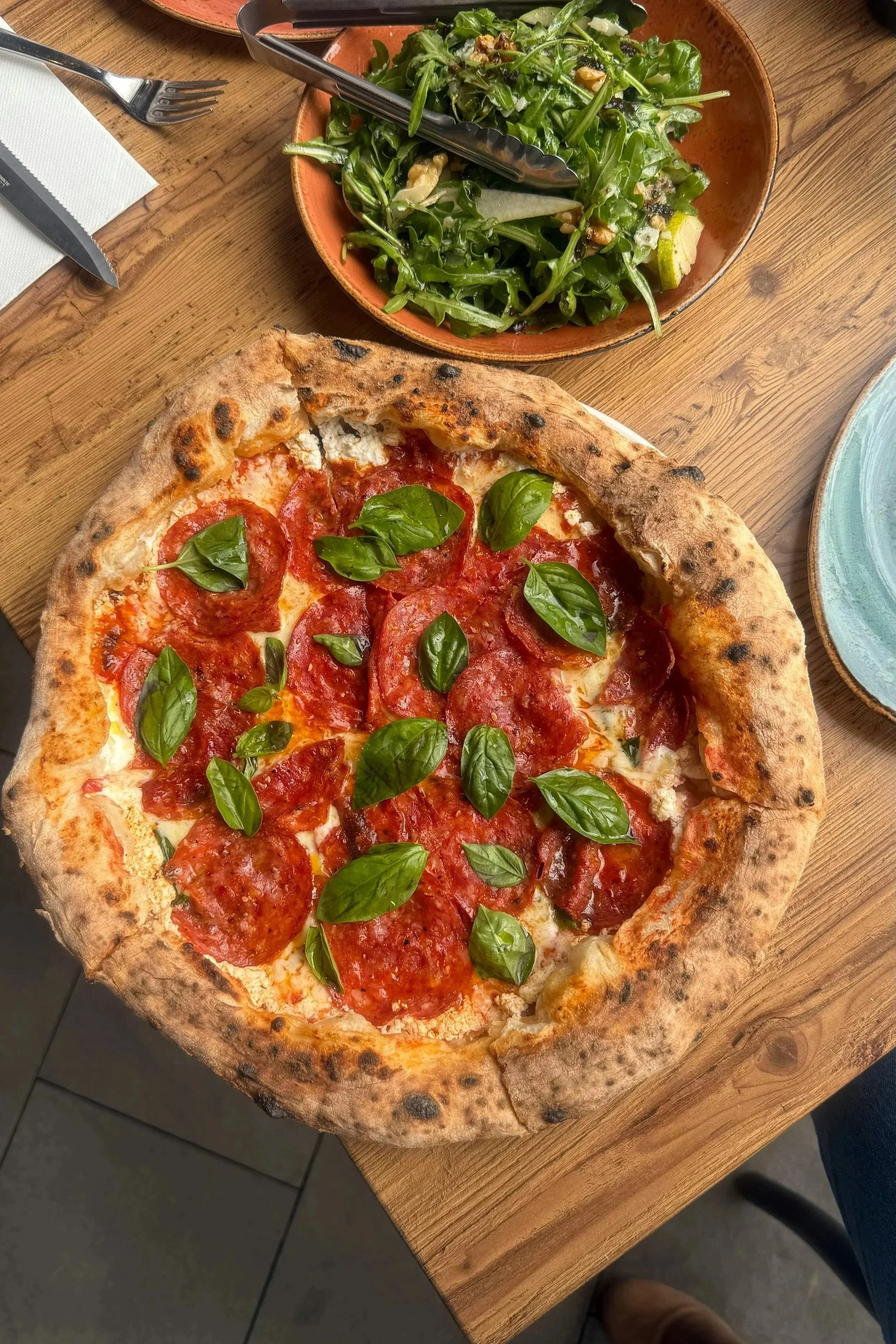 5 astuces simples pour manger équilibré au restaurant (sans se priver)