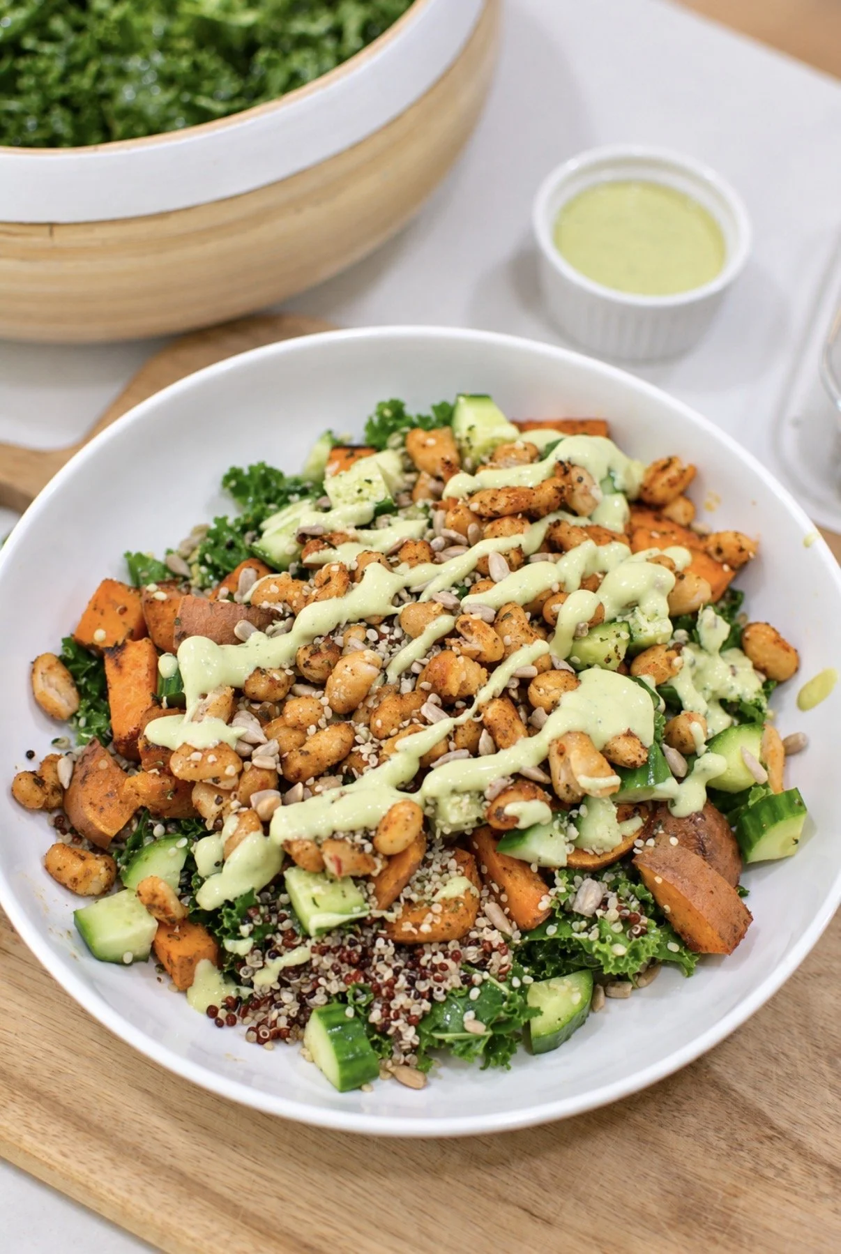Bol-repas quinoa, patate douce et haricots grillés