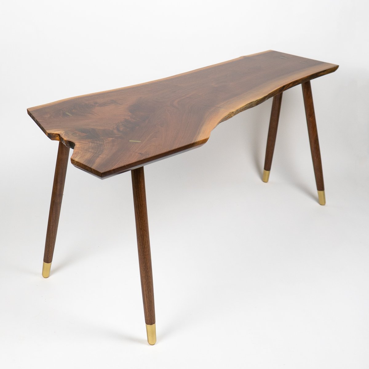 Blue-box-kom-carp-coffee-table-front-3.jpg