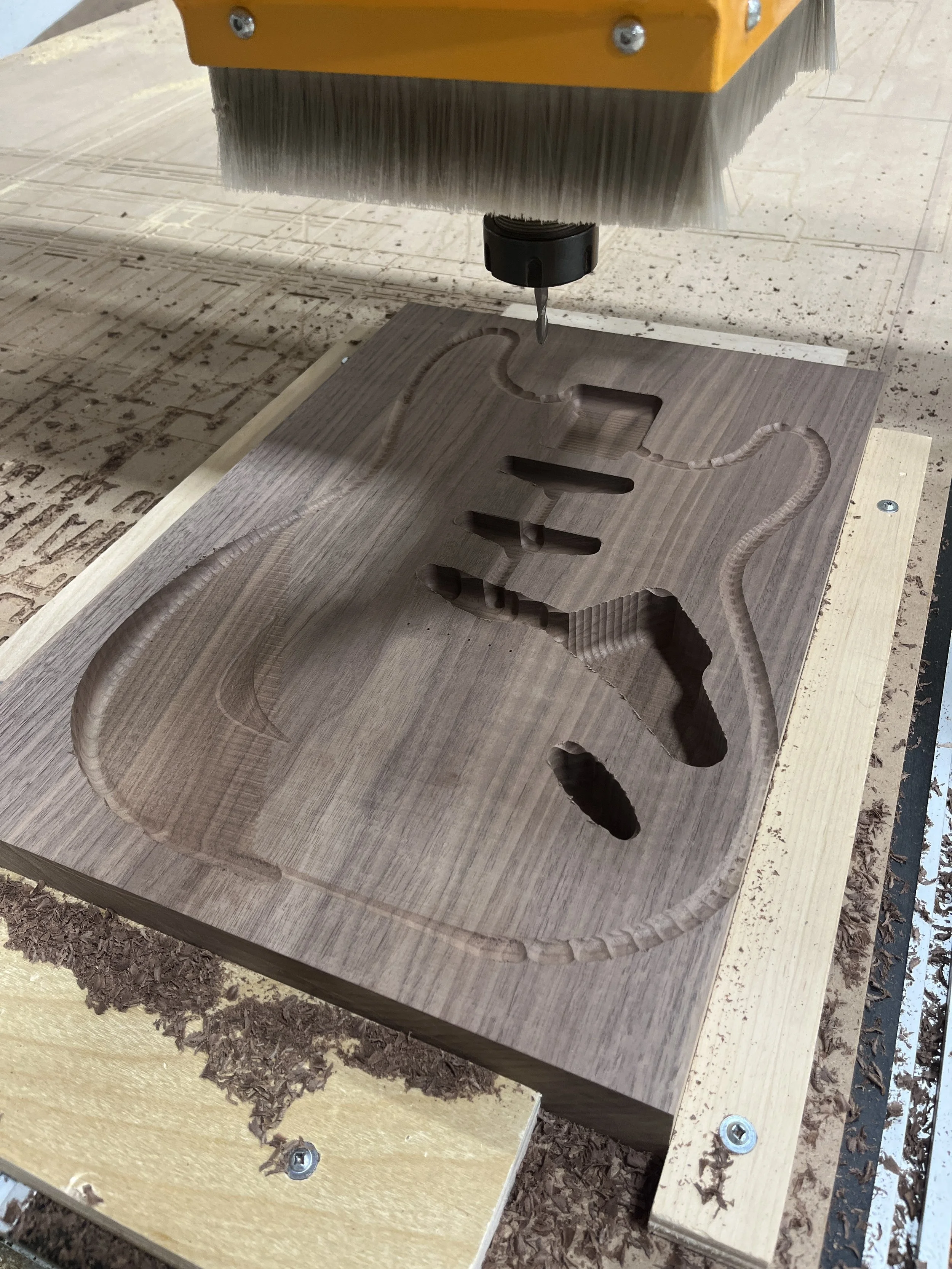 custom_guitar_build_1.JPG