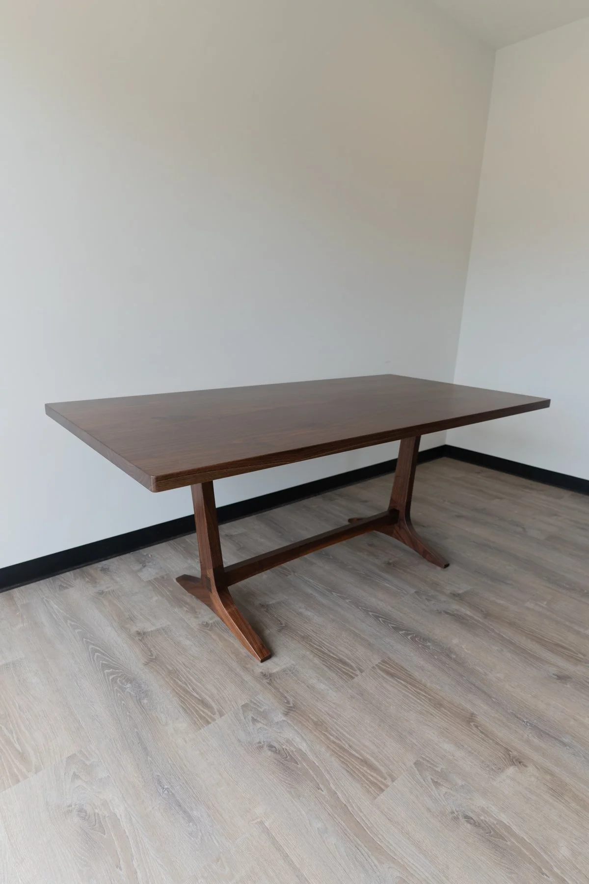 Albright_Georgia_Custom_Table-2.jpg